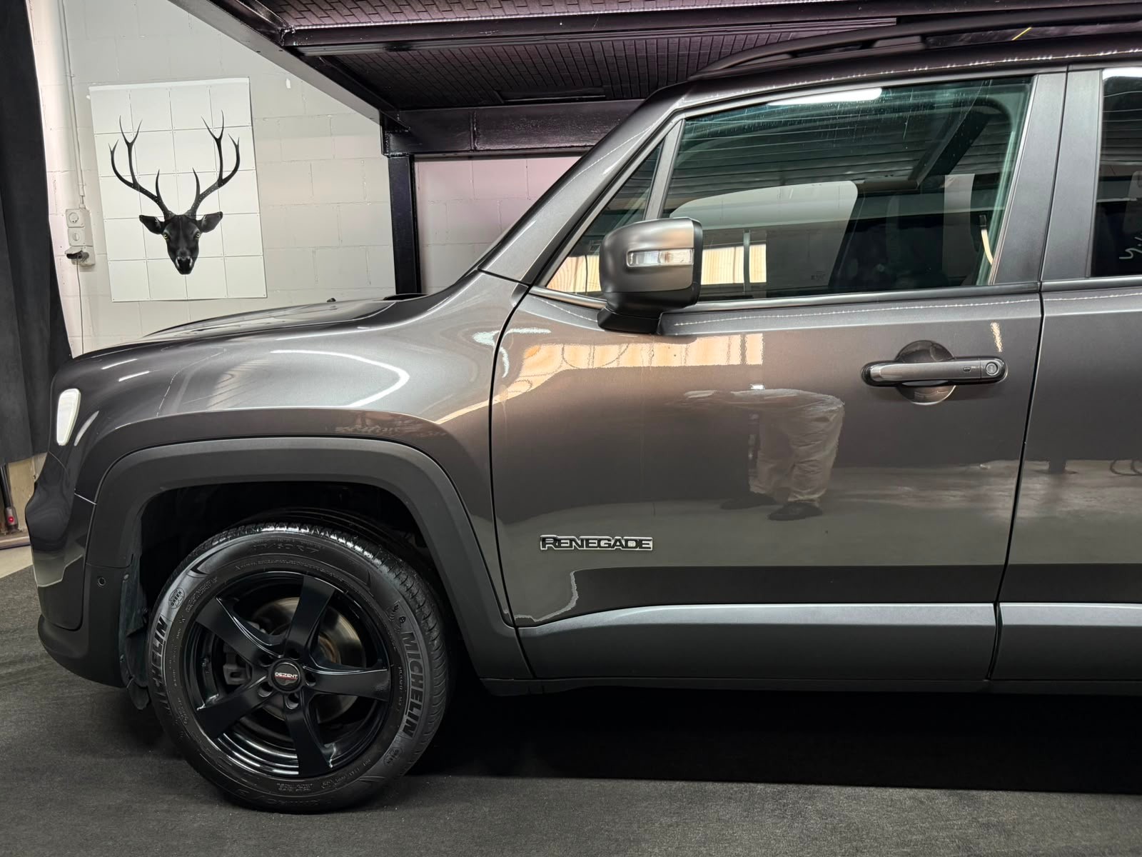 JEEP Renegade 1.3 Turbo Limited AWD-image-7