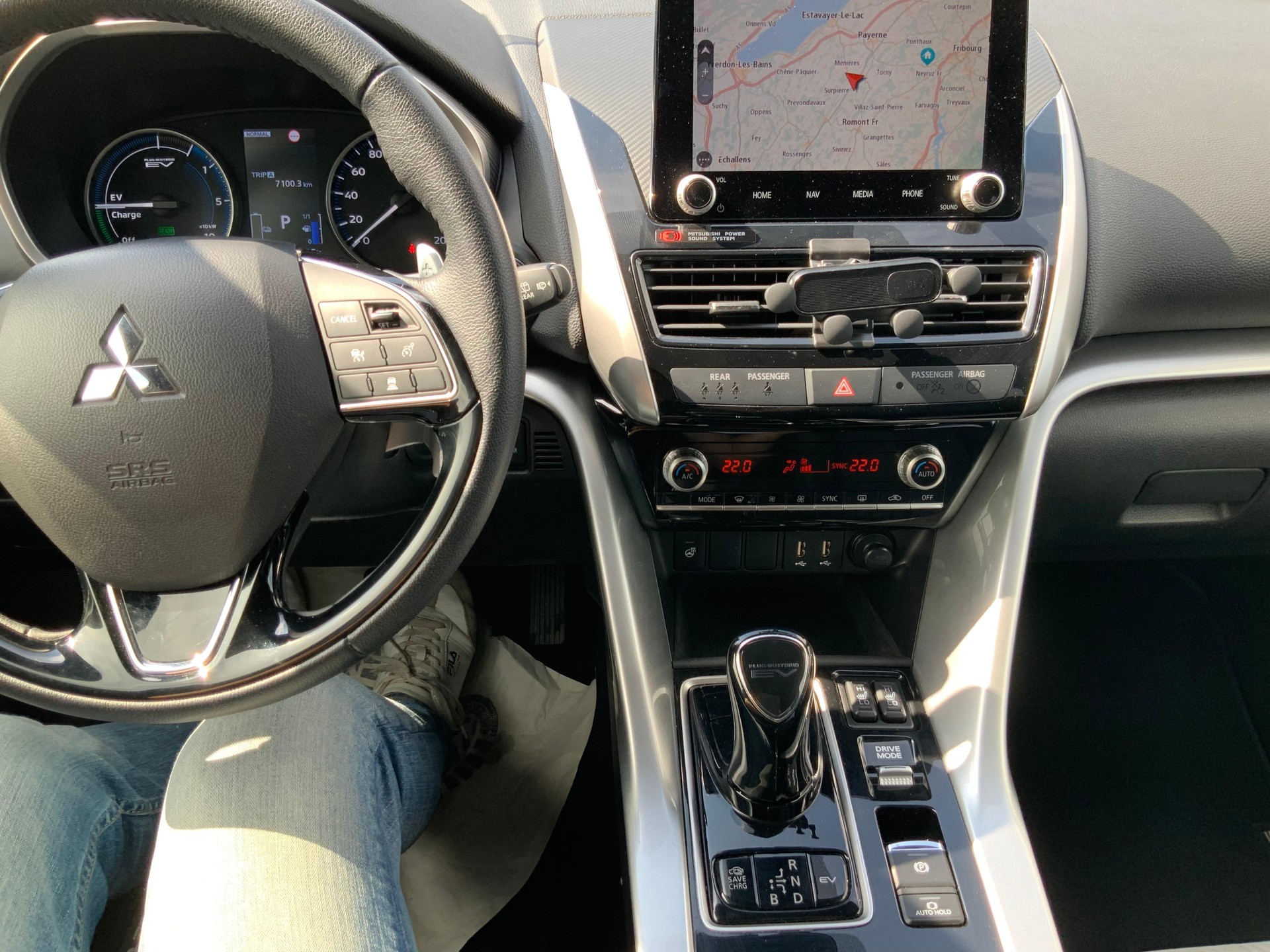 MITSUBISHI Eclipse Cross 2.4 PHEV Instyle 4x4-image-10