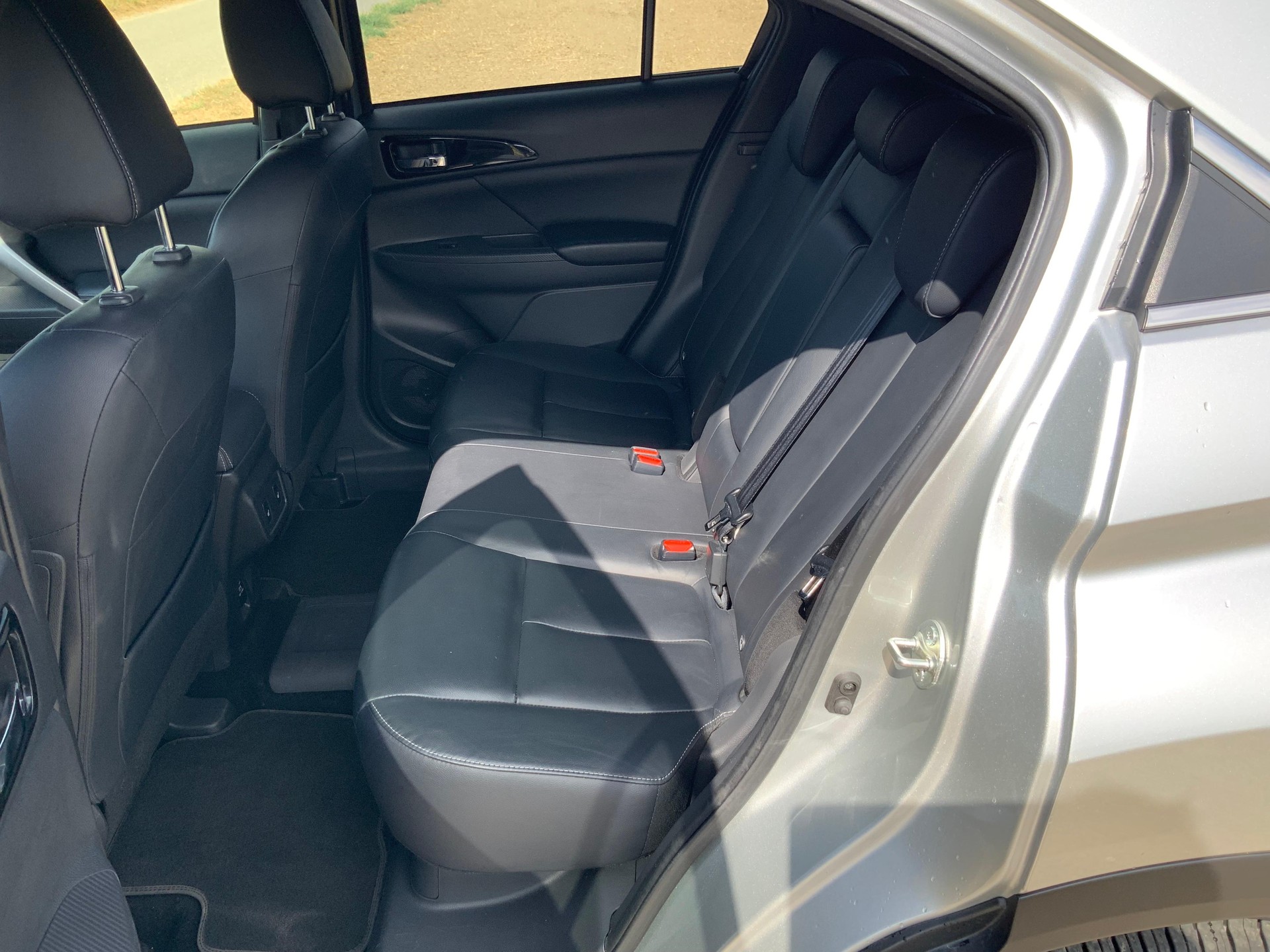 MITSUBISHI Eclipse Cross 2.4 PHEV Instyle 4x4-image-7