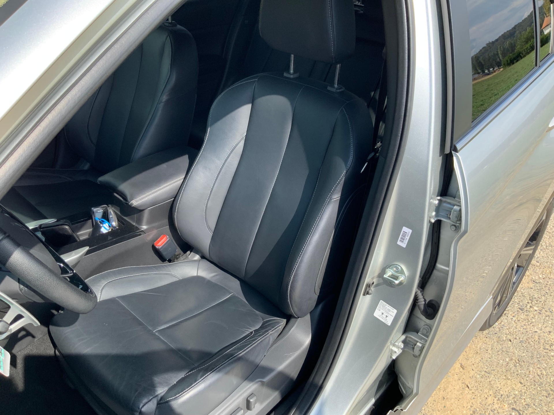 MITSUBISHI Eclipse Cross 2.4 PHEV Instyle 4x4-image-8
