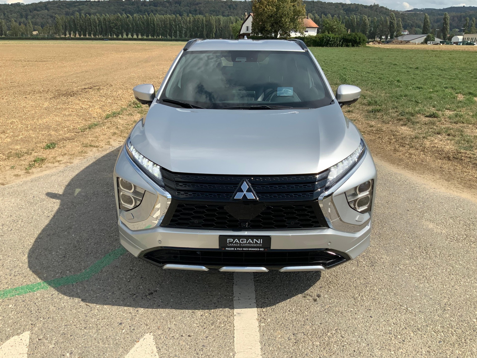 MITSUBISHI Eclipse Cross 2.4 PHEV Instyle 4x4-image-1