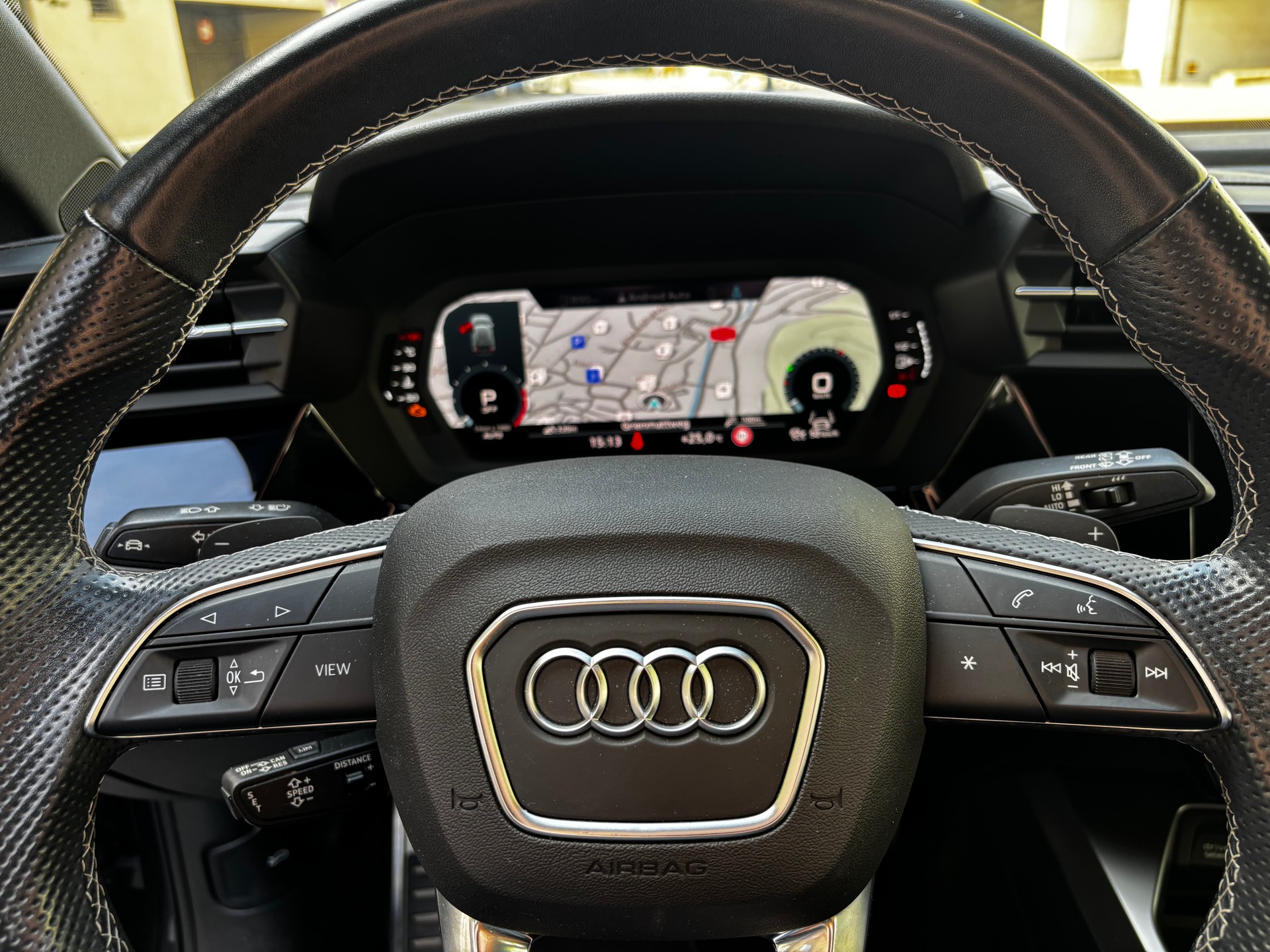 AUDI A3 Sportback 1.5 35 TFSI Advanced S-Line S-Tronic-image-4