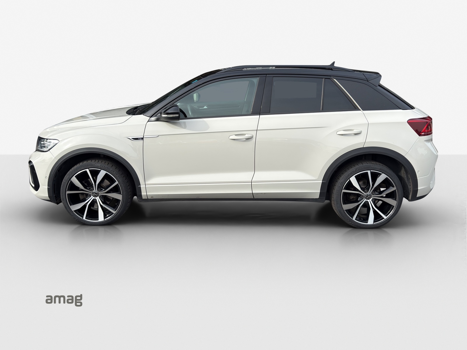 VW T-Roc 2.0 TSI R-Line DSG 4Motion-image-1