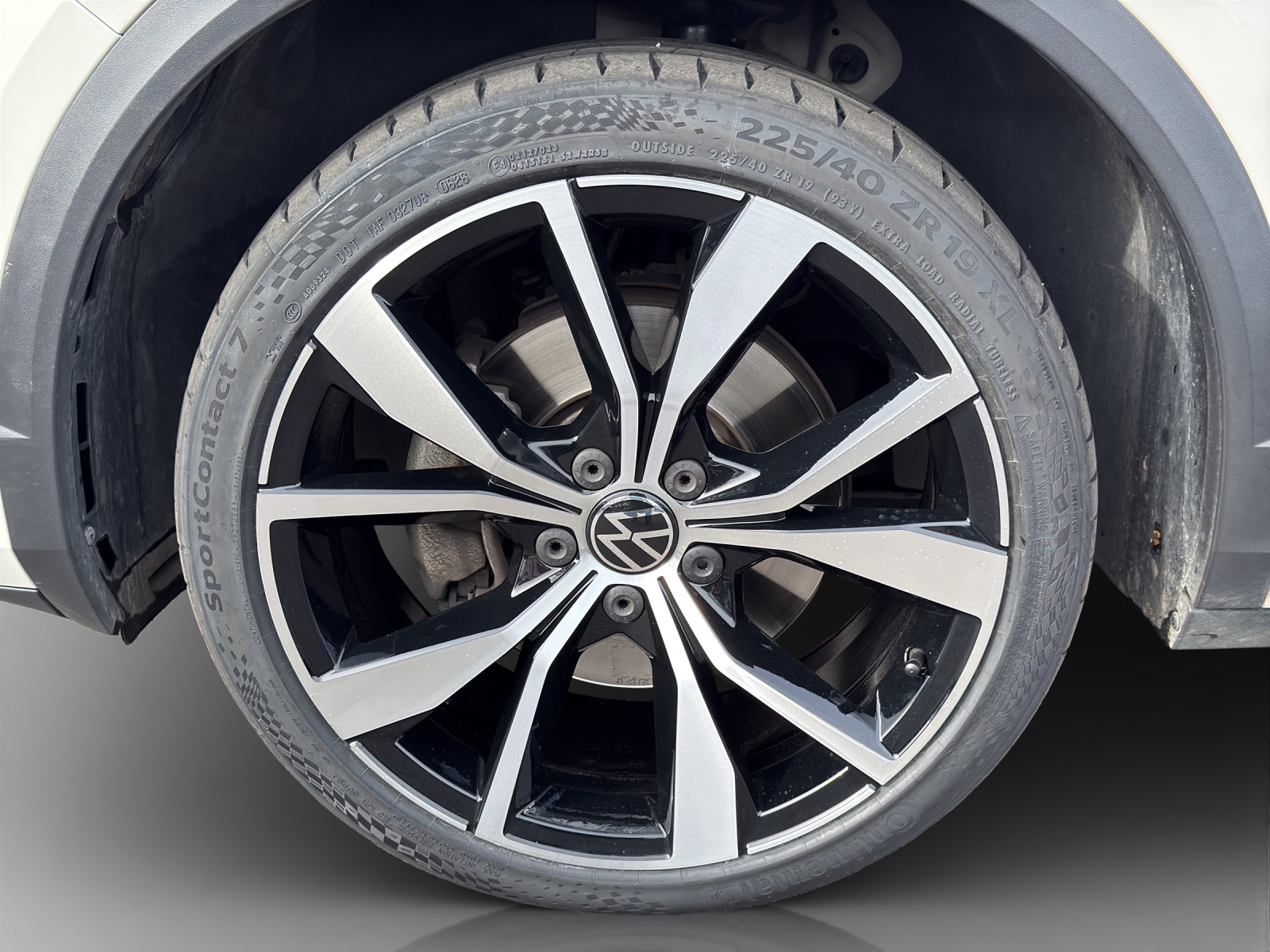 VW T-Roc 2.0 TSI R-Line DSG 4Motion-image-13