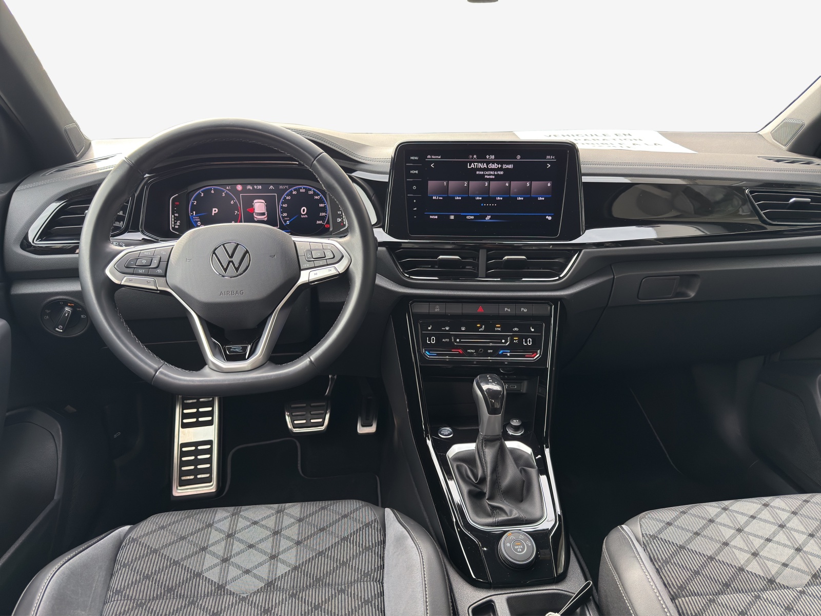 VW T-Roc 2.0 TSI R-Line DSG 4Motion-image-8