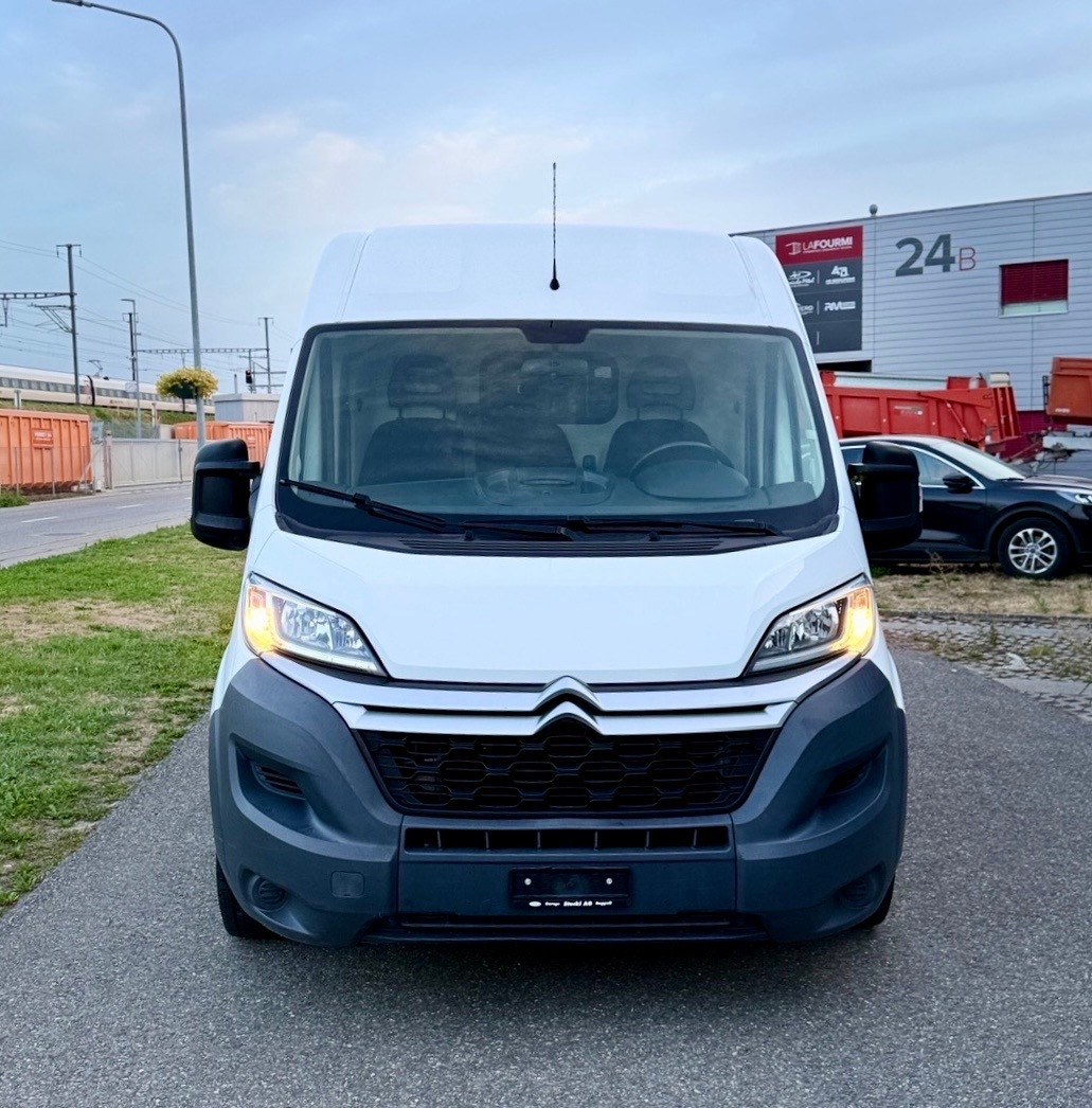 CITROEN Jumper 35 2.0 BlueHDi 130 Confort L3H2-image-2