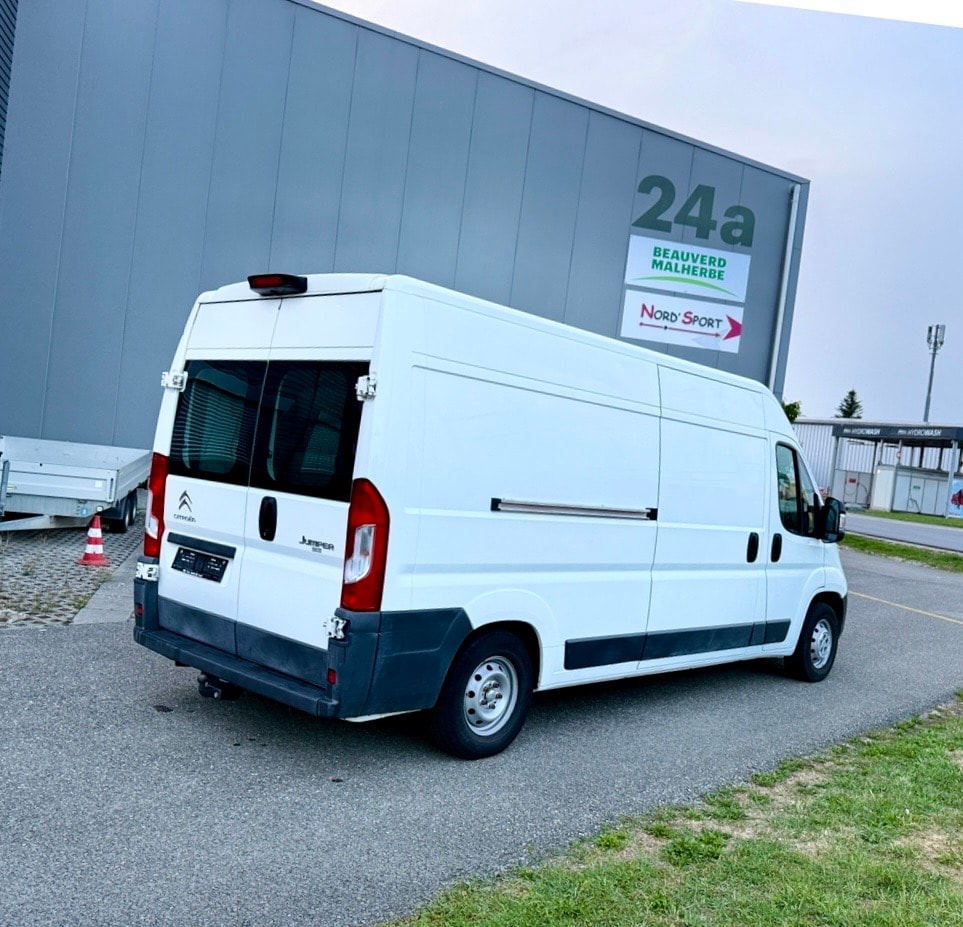 CITROEN Jumper 35 2.0 BlueHDi 130 Confort L3H2-image-4