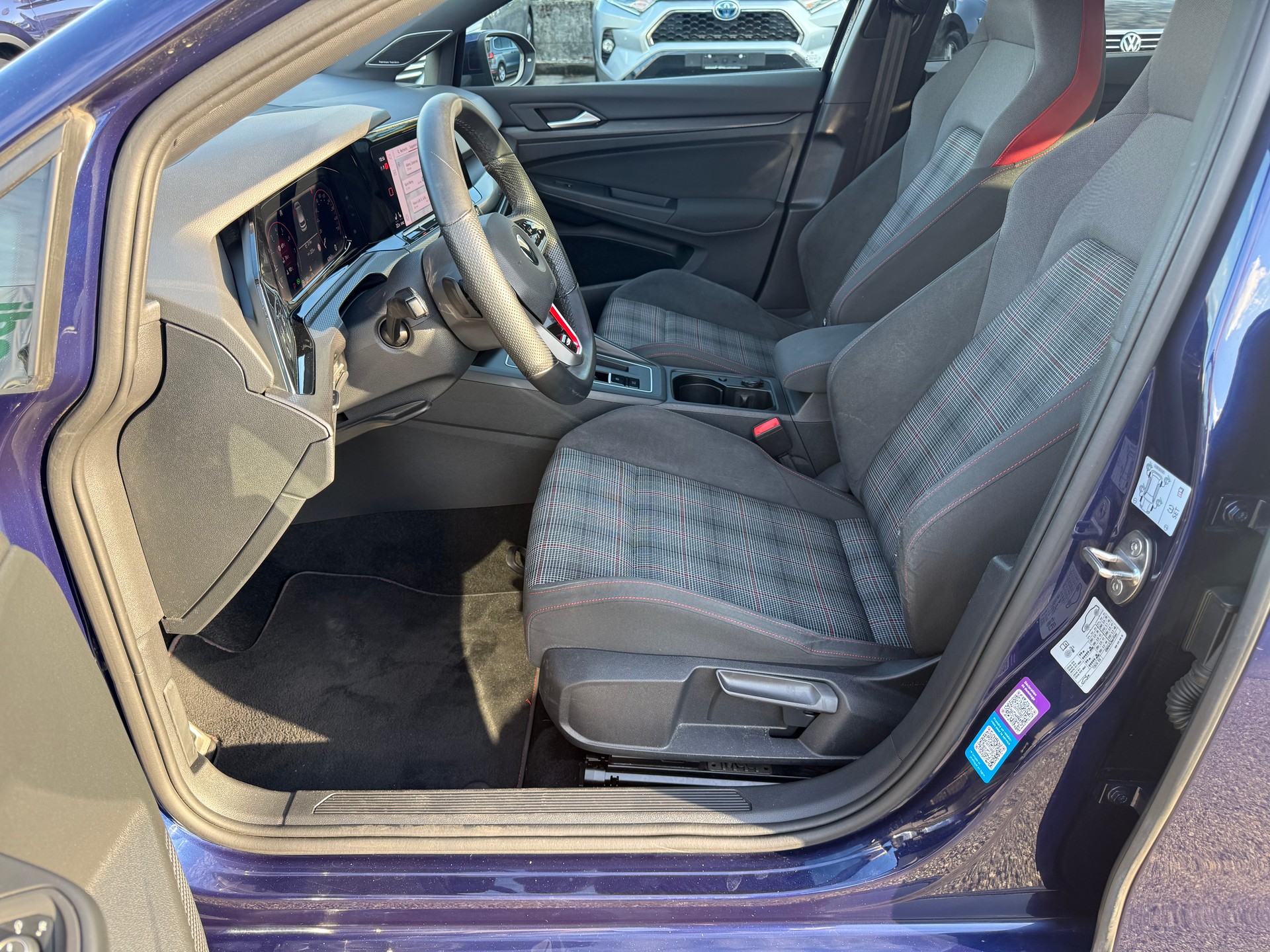 VW Golf 2.0 TSI GTI DSG-image-8