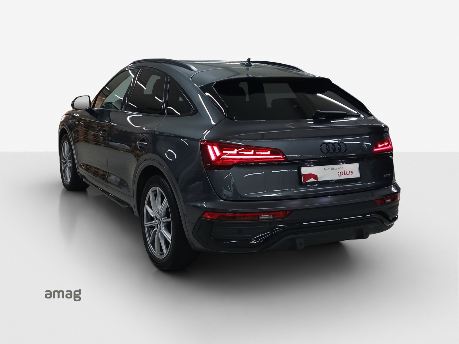 AUDI Q5 Sportback 45 TFSI S line quattro S-tronic-image-2