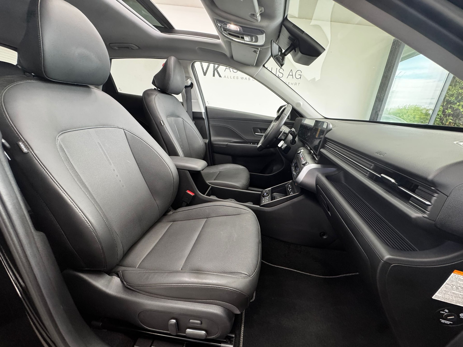 HYUNDAI Kona 1.6 GDi HEV Vertex DCT | Vollaustattung | Panorama | 5 Jahre Werksgarantie | 8-fach bereift |-image-14