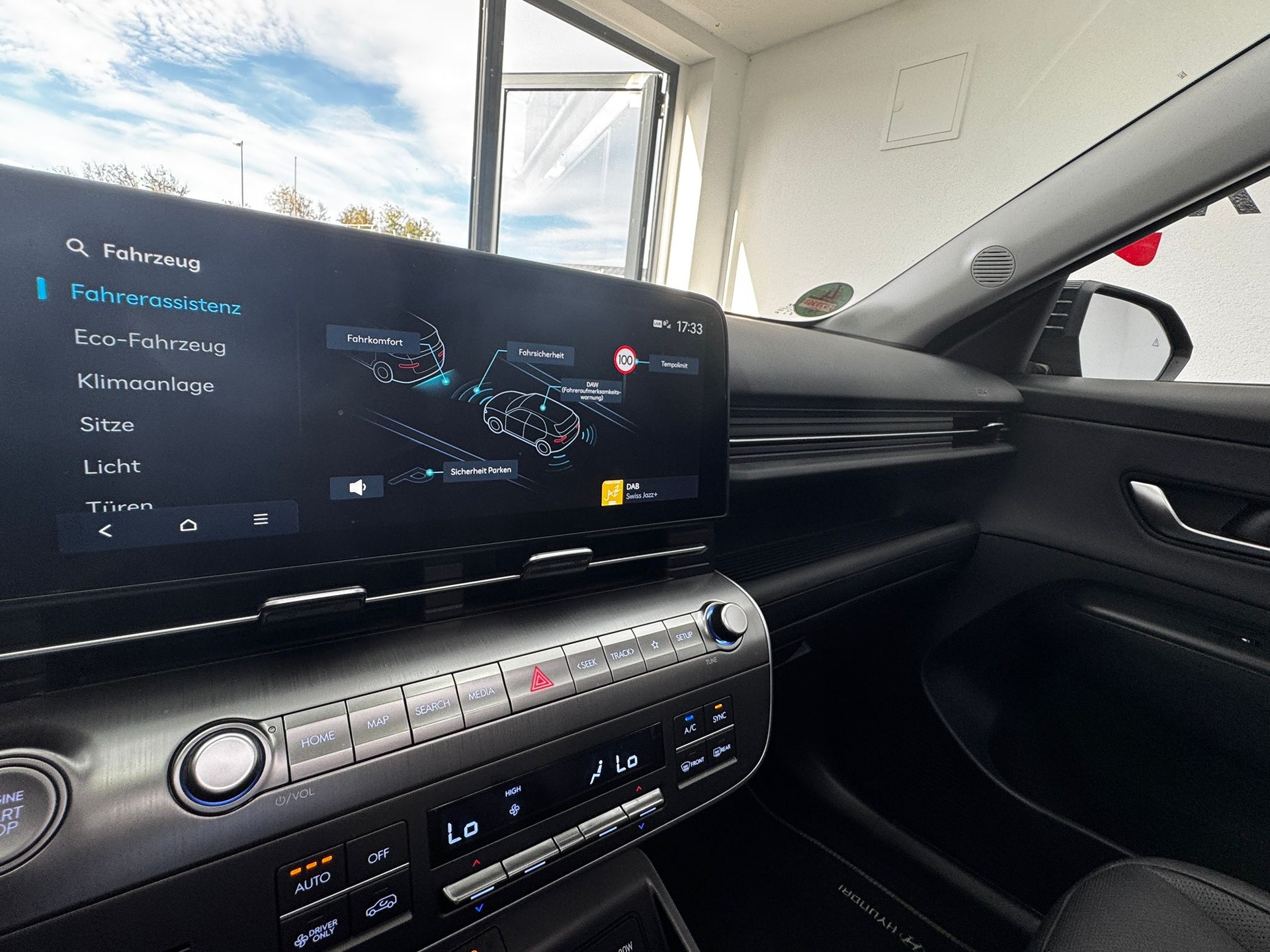 HYUNDAI Kona 1.6 GDi HEV Vertex DCT | Vollaustattung | Panorama | 5 Jahre Werksgarantie | 8-fach bereift |-image-11