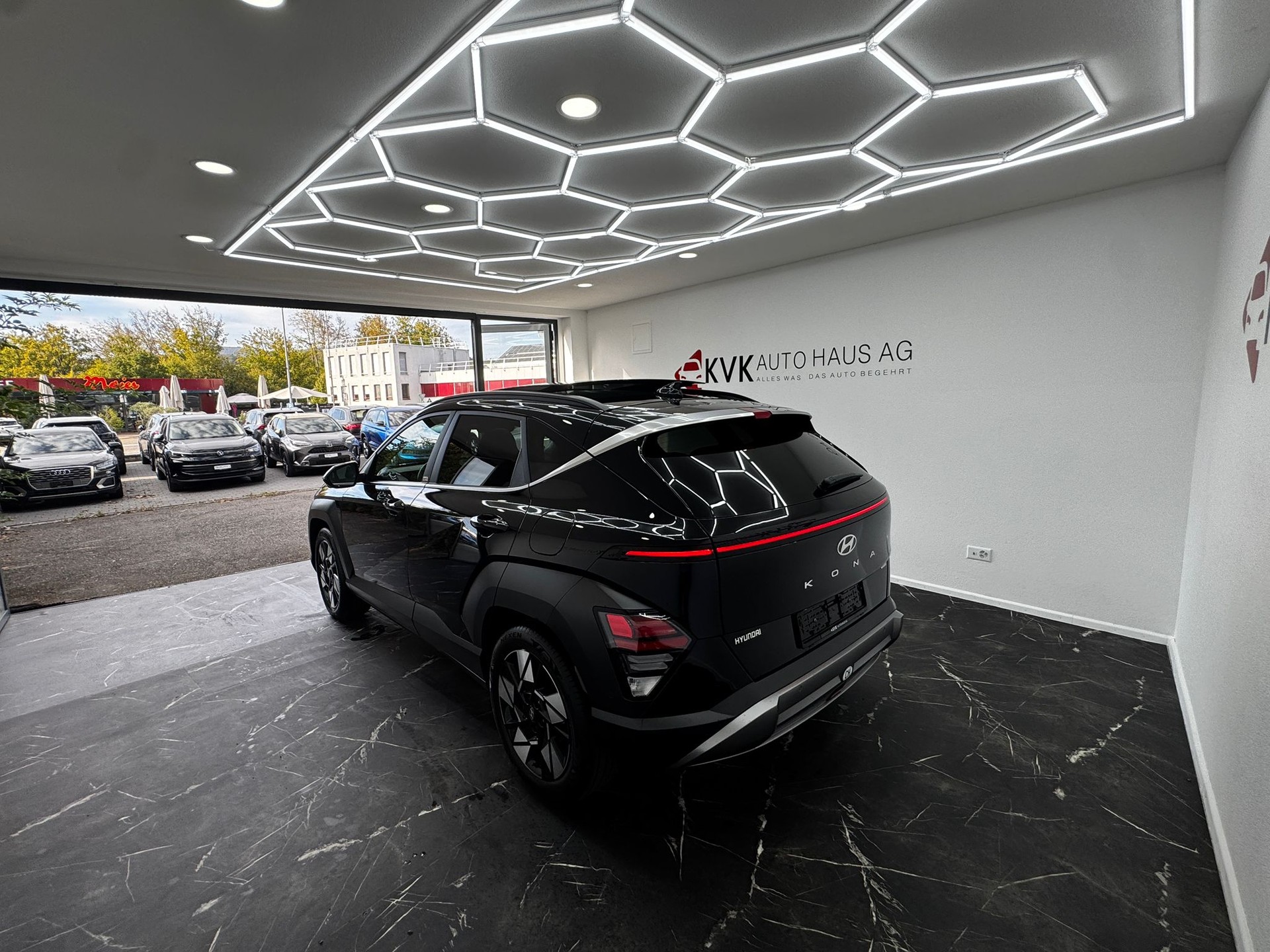 HYUNDAI Kona 1.6 GDi HEV Vertex DCT | Vollaustattung | Panorama | 5 Jahre Werksgarantie | 8-fach bereift |-image-5