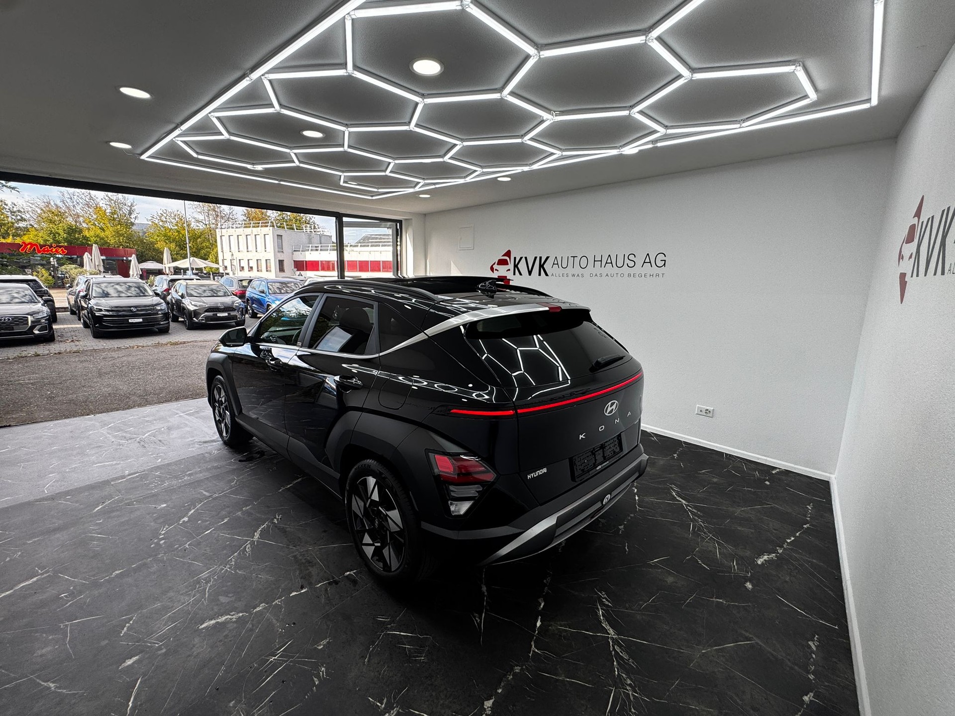 HYUNDAI Kona 1.6 GDi HEV Vertex DCT | Vollaustattung | Panorama | 5 Jahre Werksgarantie | 8-fach bereift |-image-8
