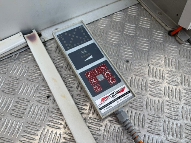 ZBINDEN Warnleitanhänger-image-4