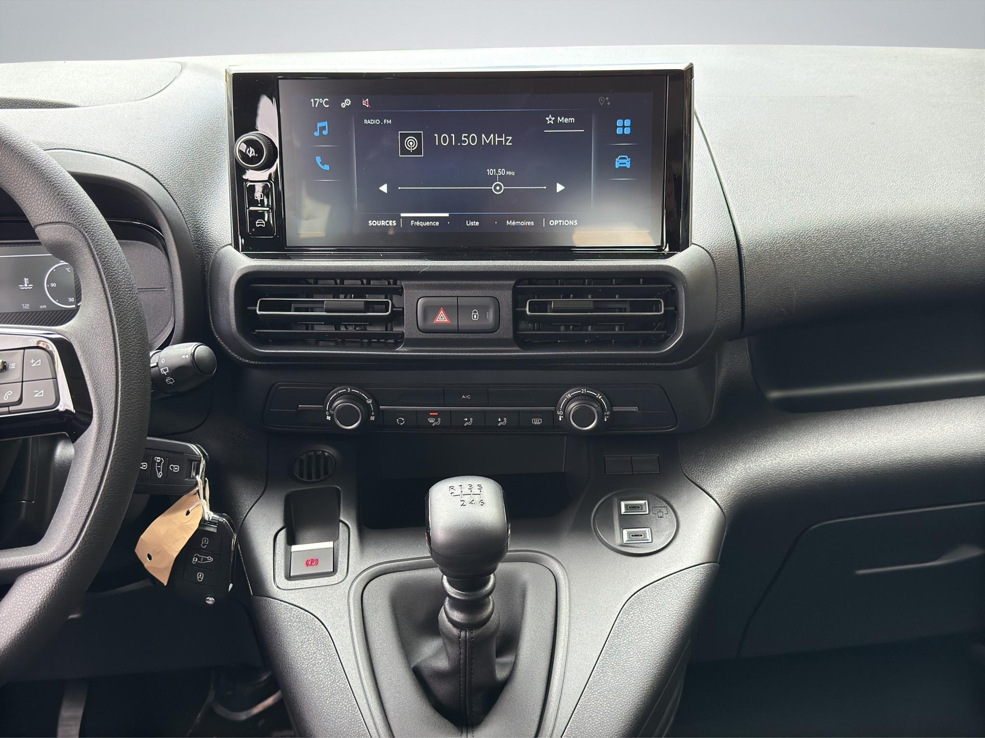 TOYOTA Proace City Verso L1 1.2 110 Comfort-image-12