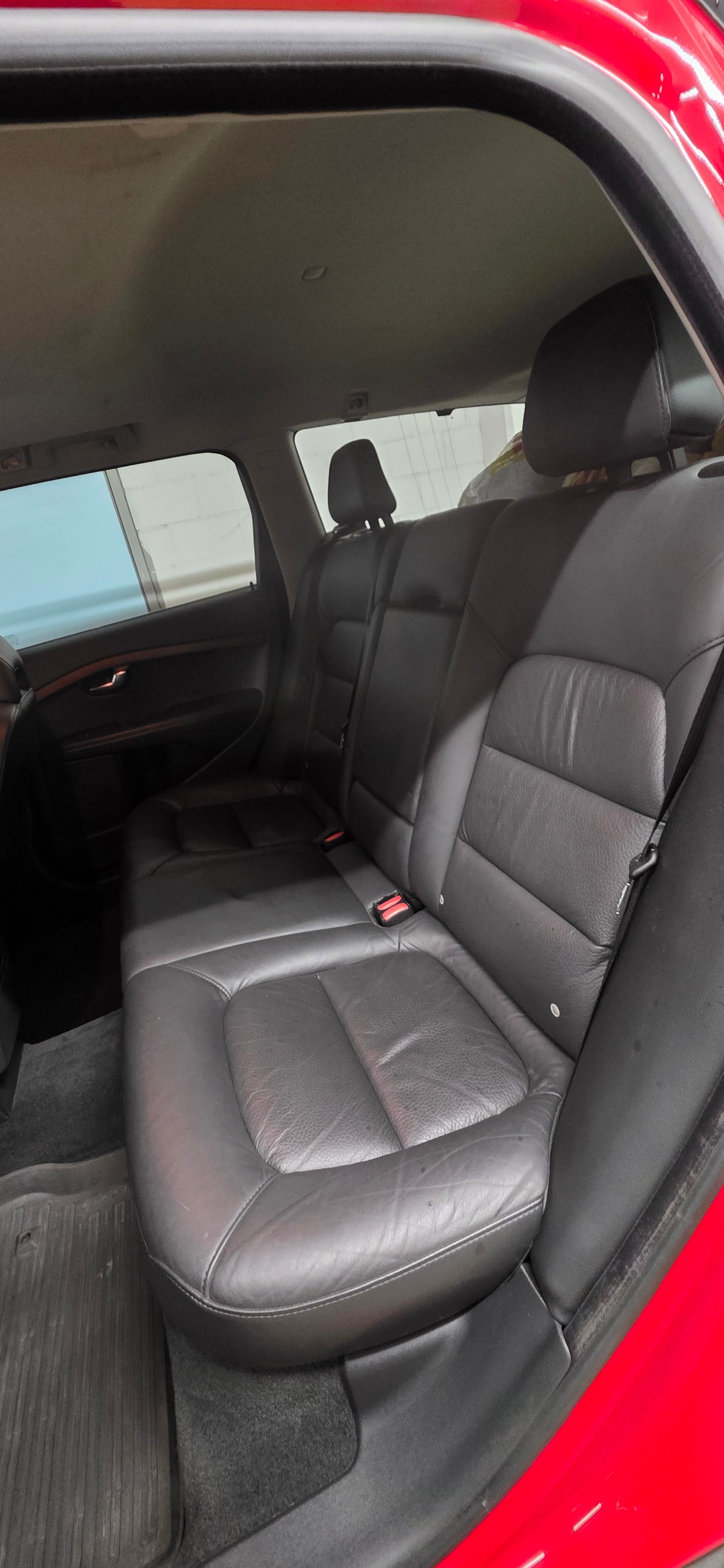 VOLVO V70 D5 Summum-image-10
