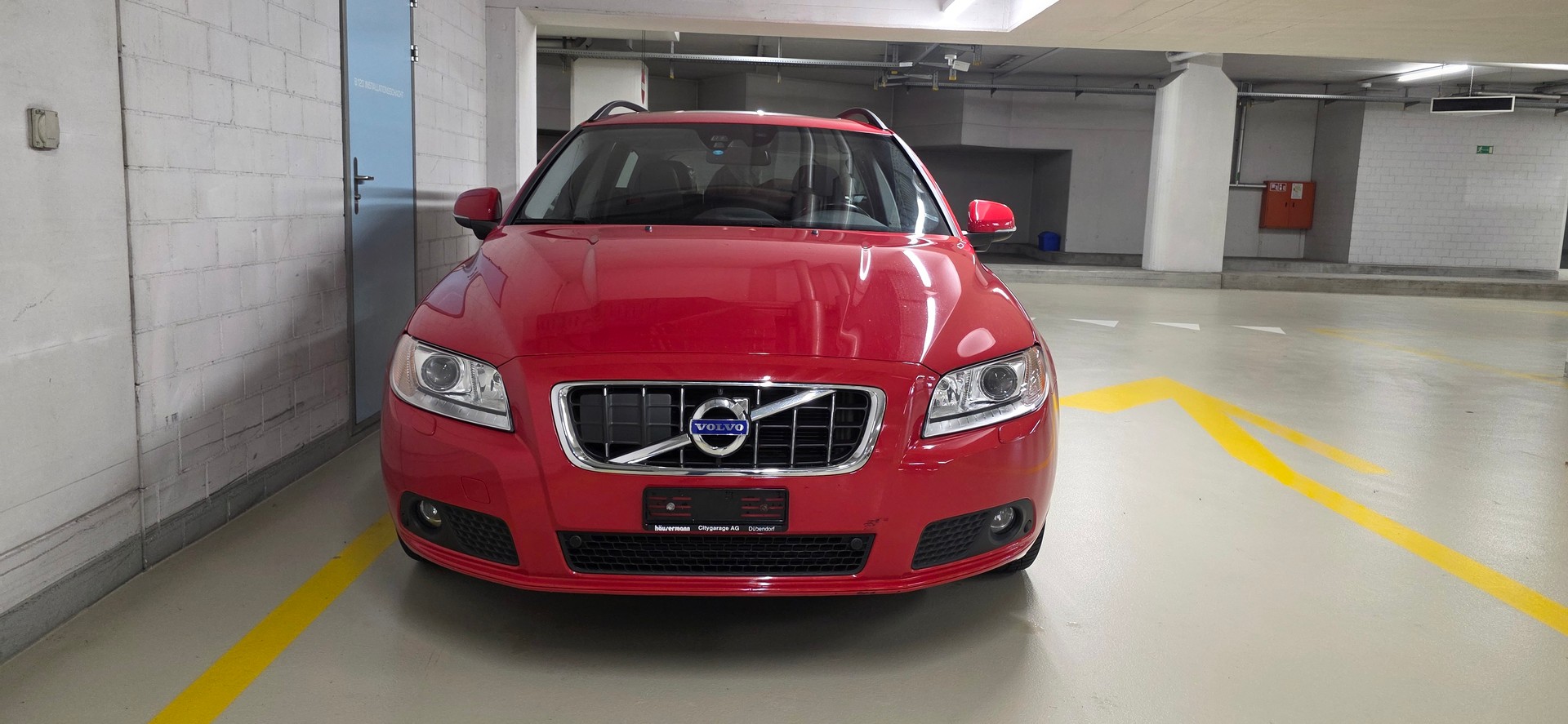 VOLVO V70 D5 Summum-image-7
