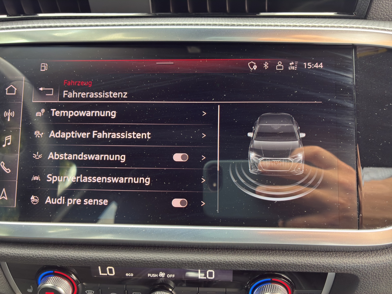 AUDI Q3 Sportback 45 TFSI e S line S-tronic-image-13