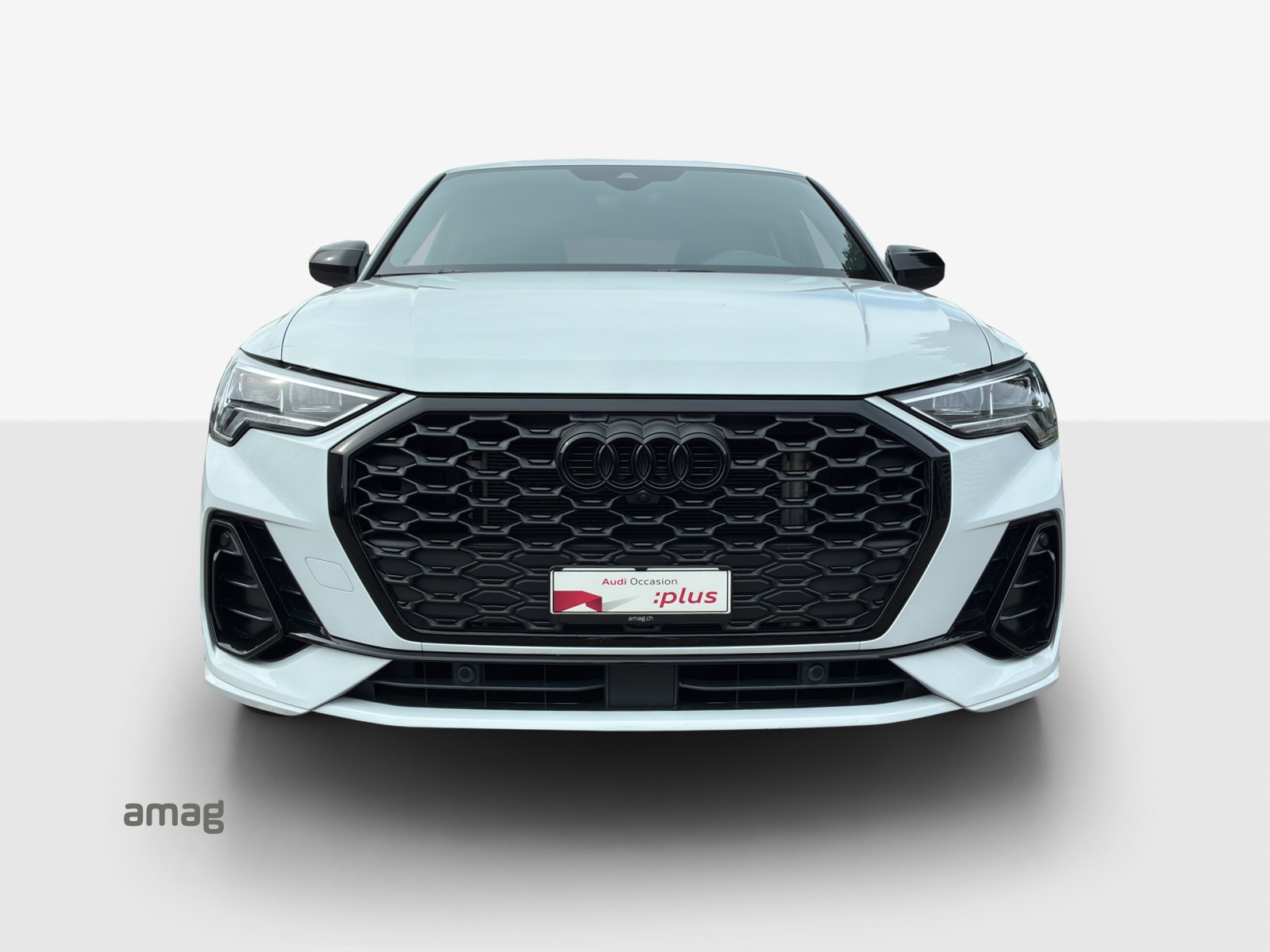 AUDI Q3 Sportback 45 TFSI e S line S-tronic-image-6