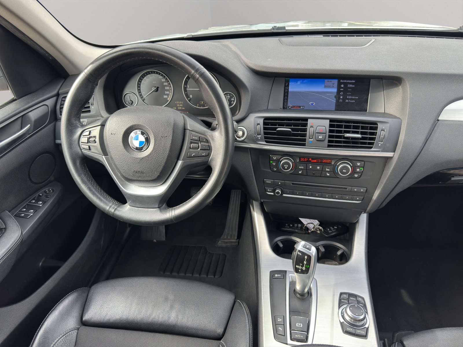 BMW X3 xDrive 20d Steptronic-image-9