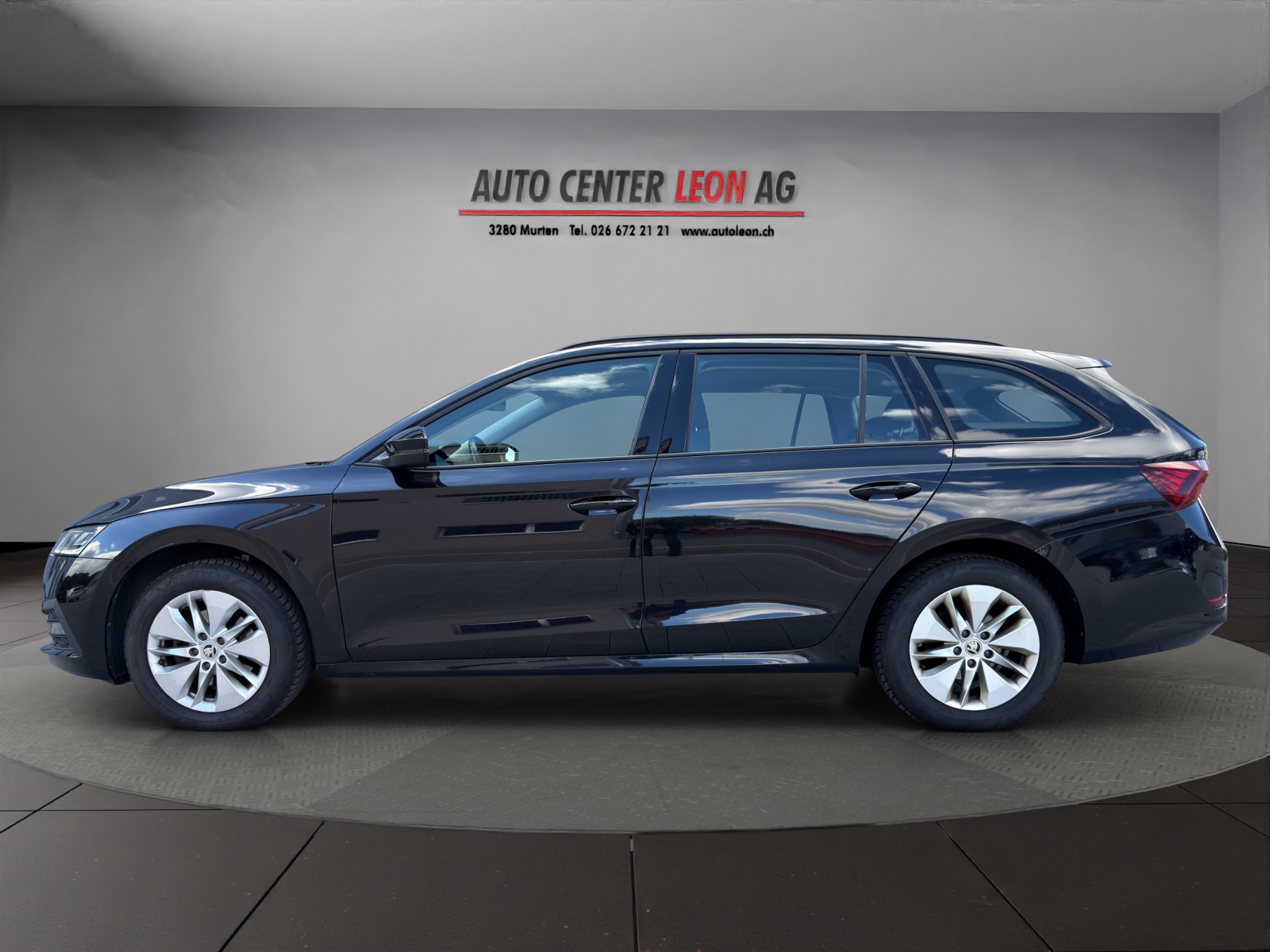 SKODA Octavia Combi 2.0 TDI DSG Ambition 4x4-image-2