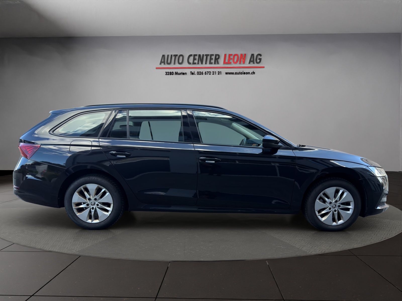 SKODA Octavia Combi 2.0 TDI DSG Ambition 4x4-image-6