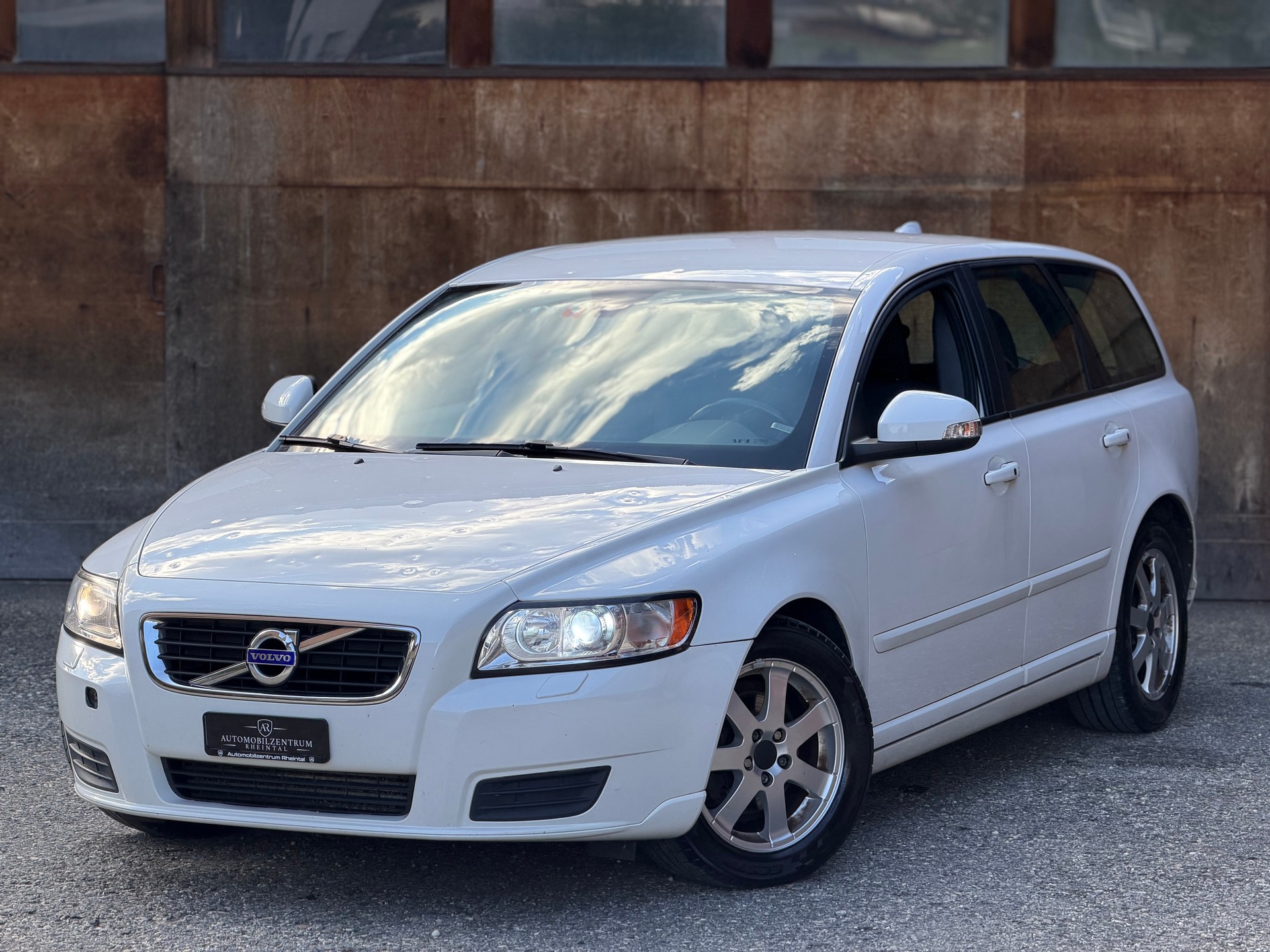 VOLVO V50 DRIVe Start/Stop-image-0
