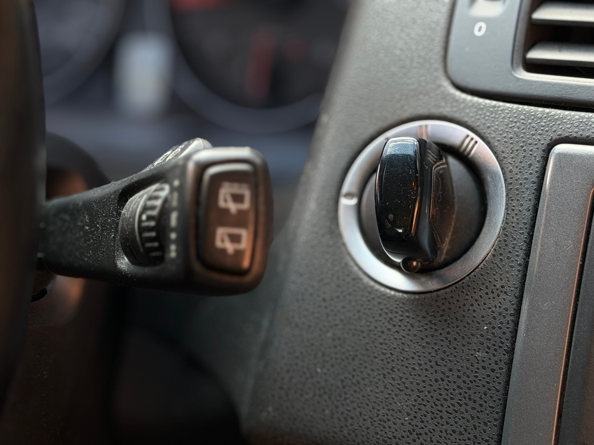 VOLVO V50 DRIVe Start/Stop-image-18