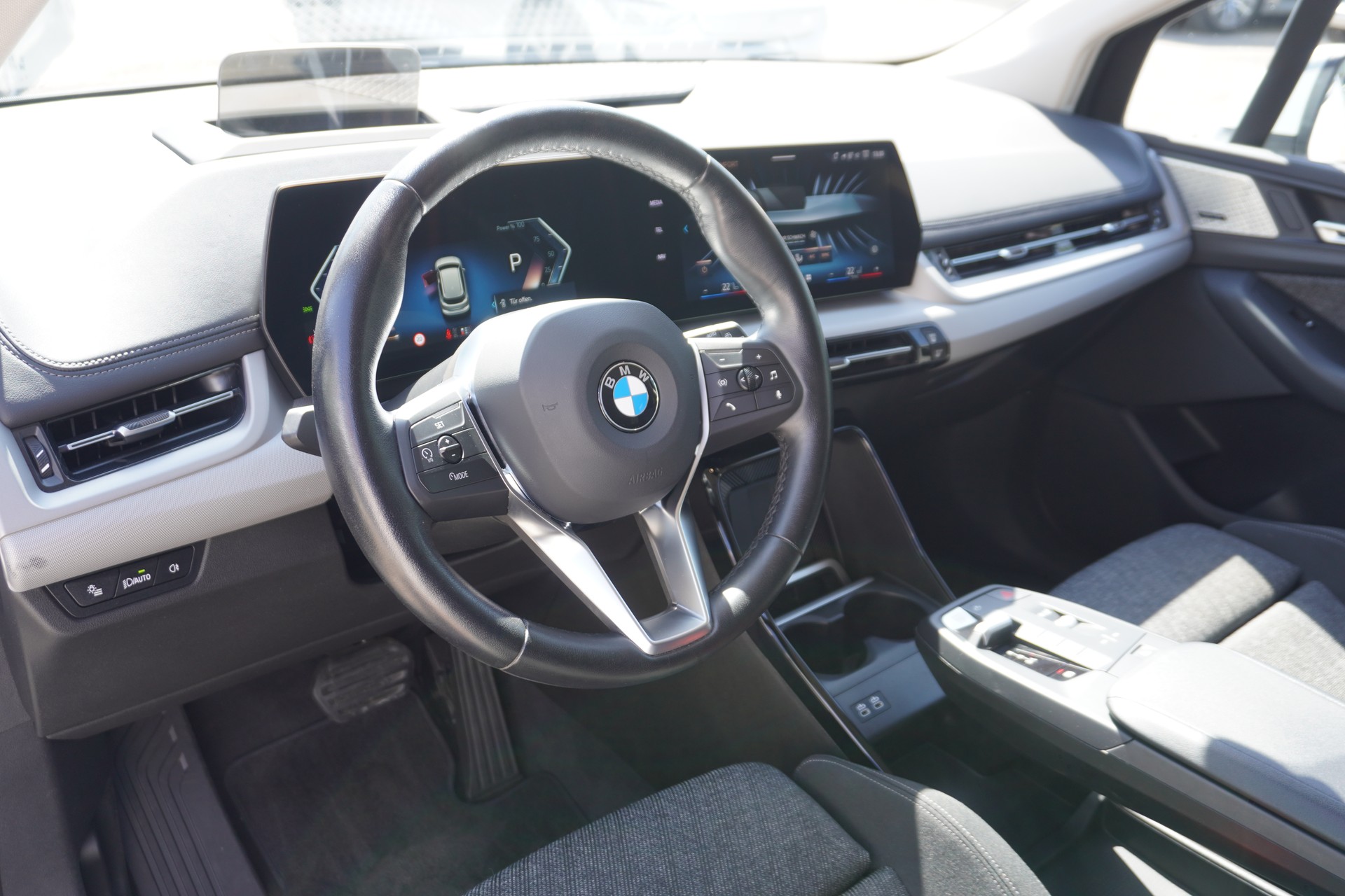 BMW 218d Active Tourer DKG-image-15