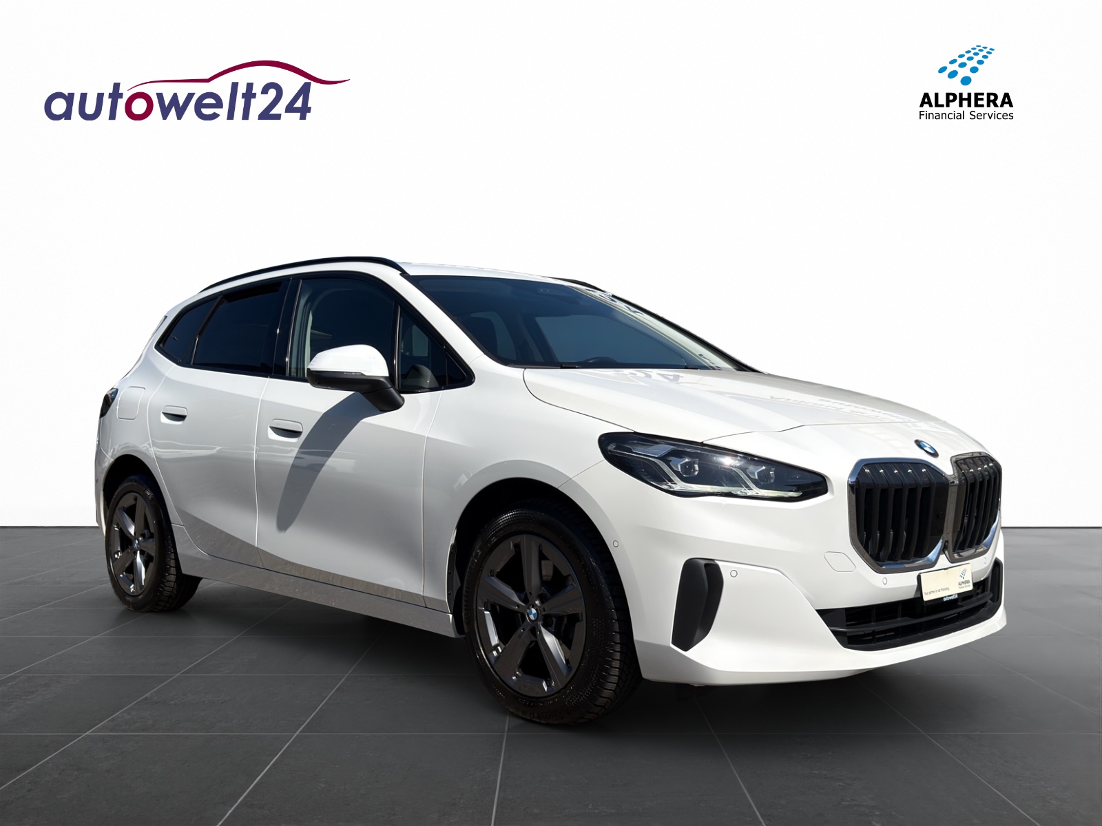 BMW 218d Active Tourer DKG-showroom-element-2