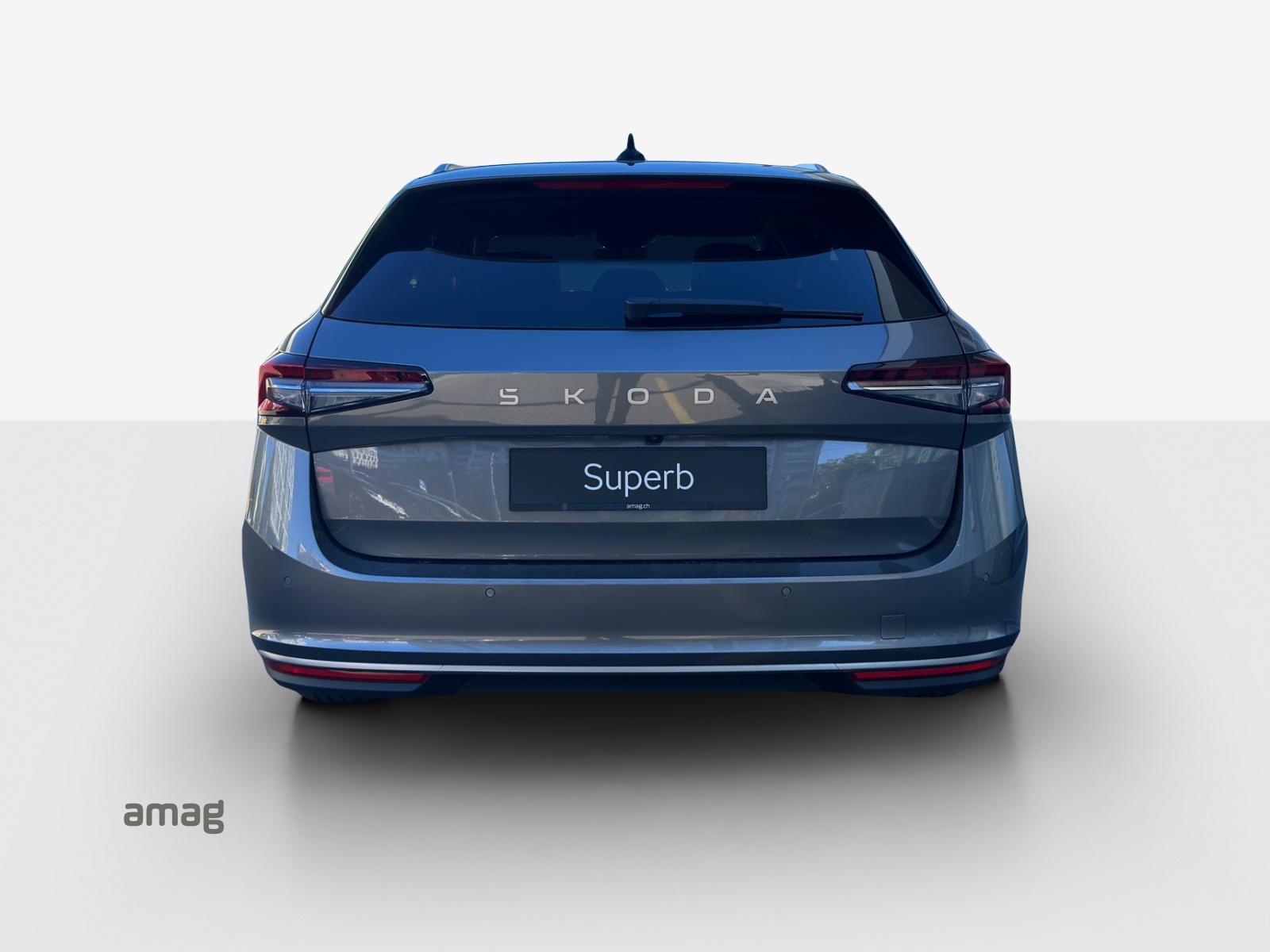 SKODA Superb Combi 2.0 TDi L&K 4x4 DSG-showroom-element-3
