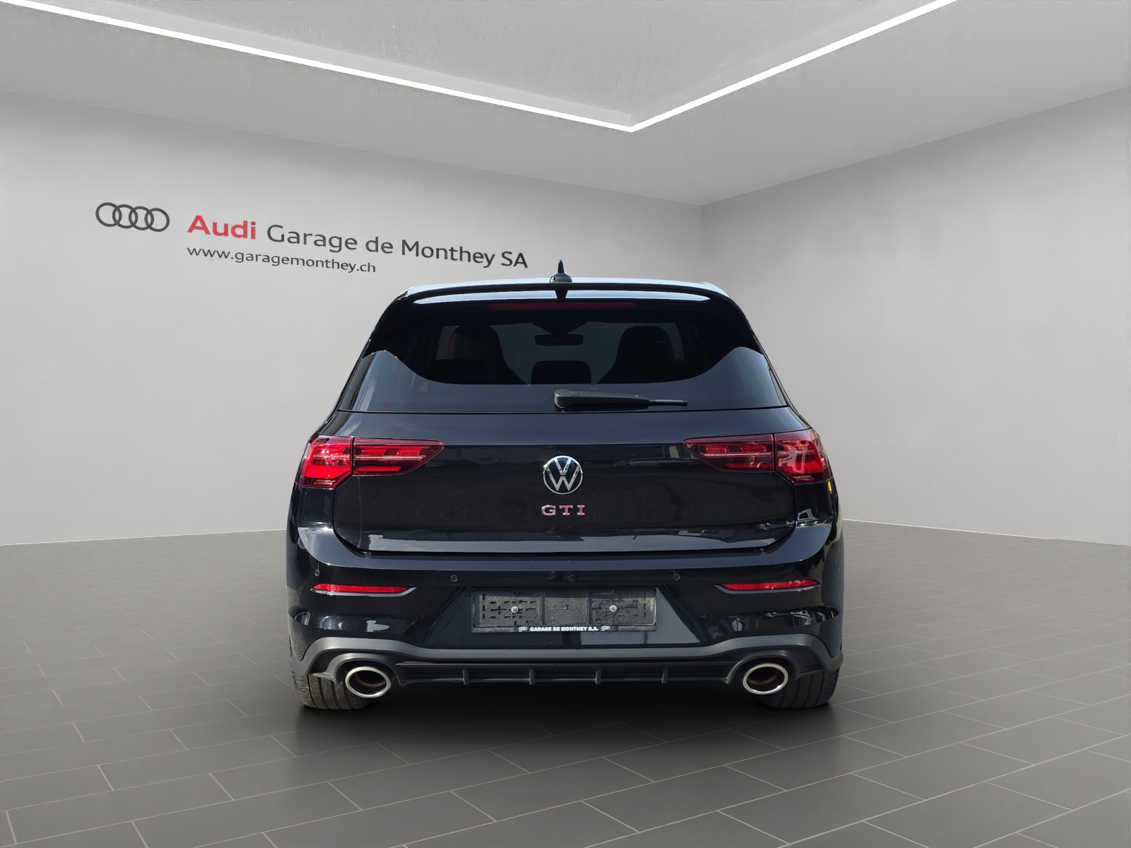VW Golf 2.0 TSI GTI Clubsport DSG-image-4