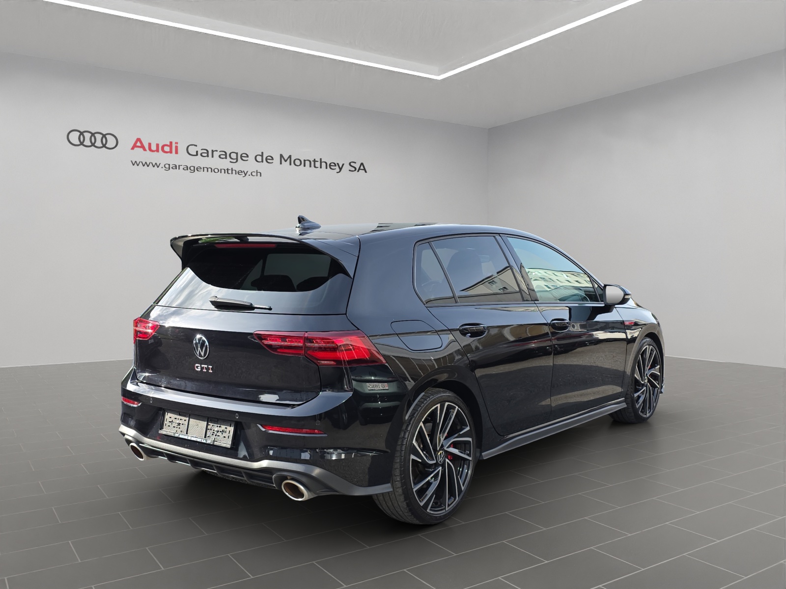 VW Golf 2.0 TSI GTI Clubsport DSG-image-3