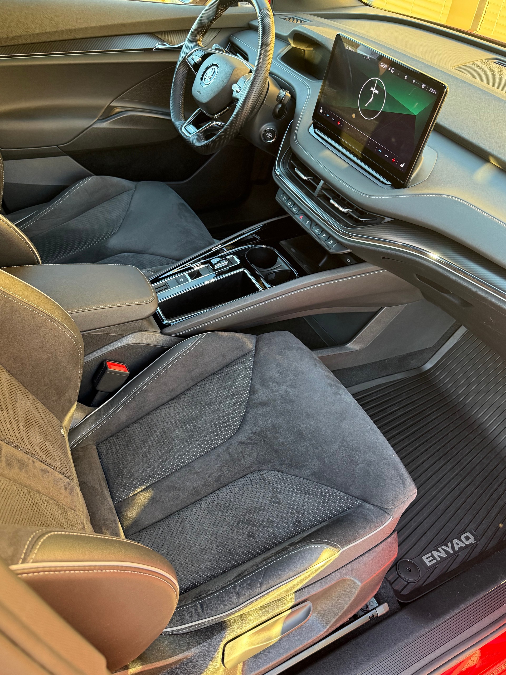 SKODA Enyaq iV 80x SportLine-image-9