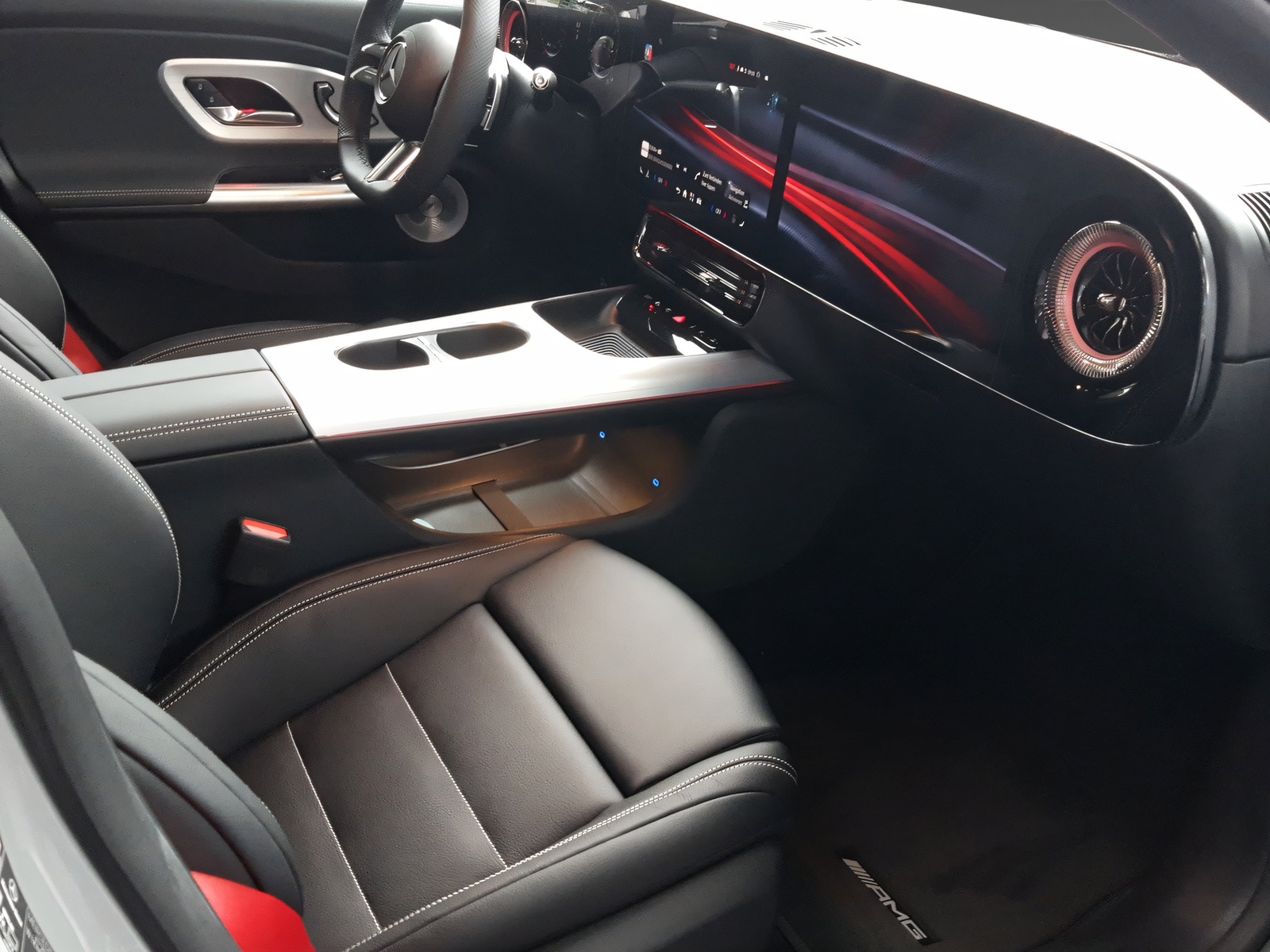 MERCEDES-BENZ CLA 220 4Matic SB-image-7