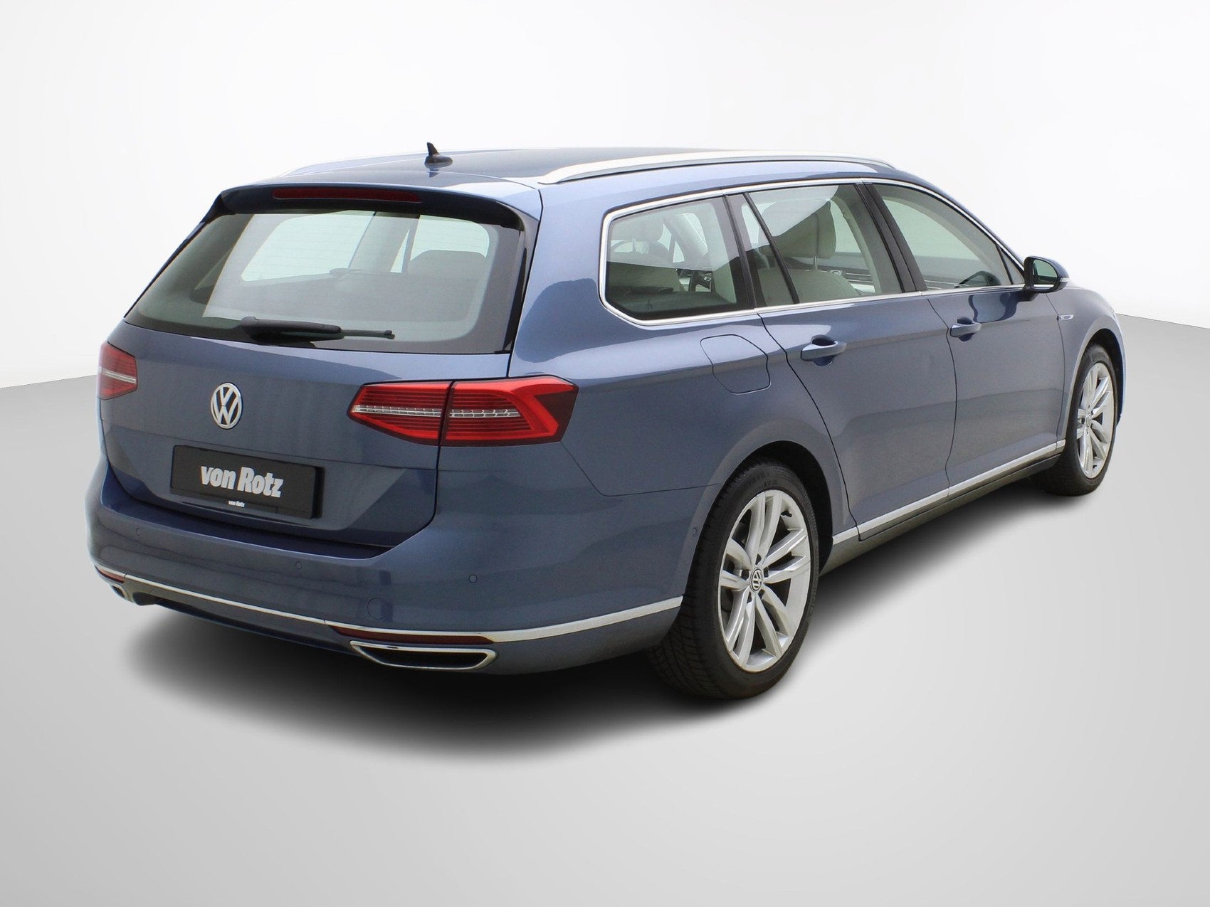 VW Passat Variant 1.4 TSI DSG Plug-In-Hybrid GTE-image-4