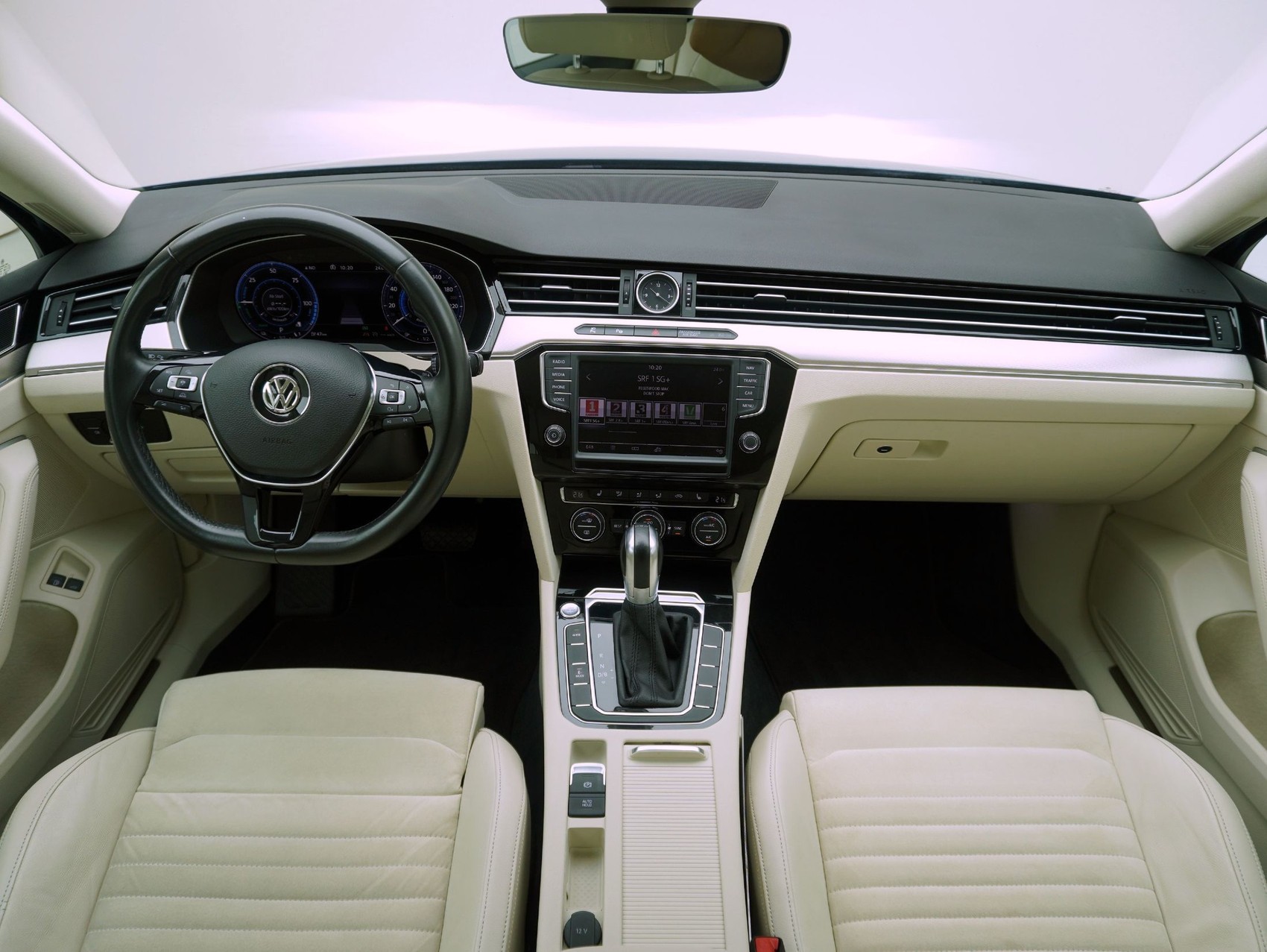 VW Passat Variant 1.4 TSI DSG Plug-In-Hybrid GTE-image-13