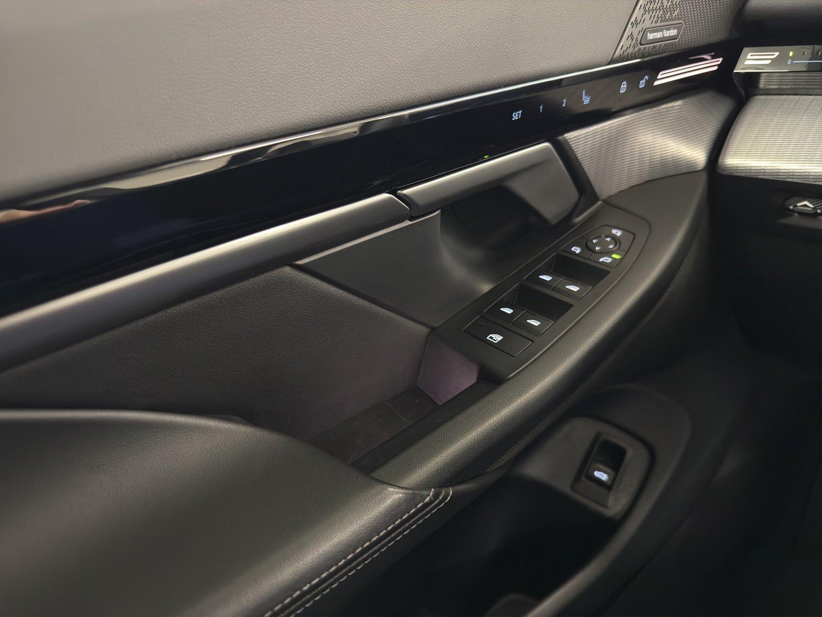 BMW 520d xDrive Touring M Sport PRO-image-14