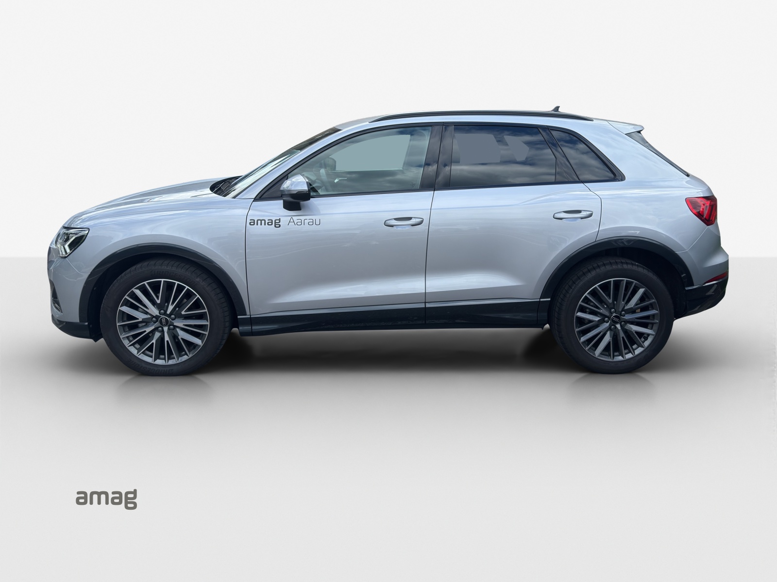 AUDI Q3 35 TFSI advanced Attraction S-tronic-image-1