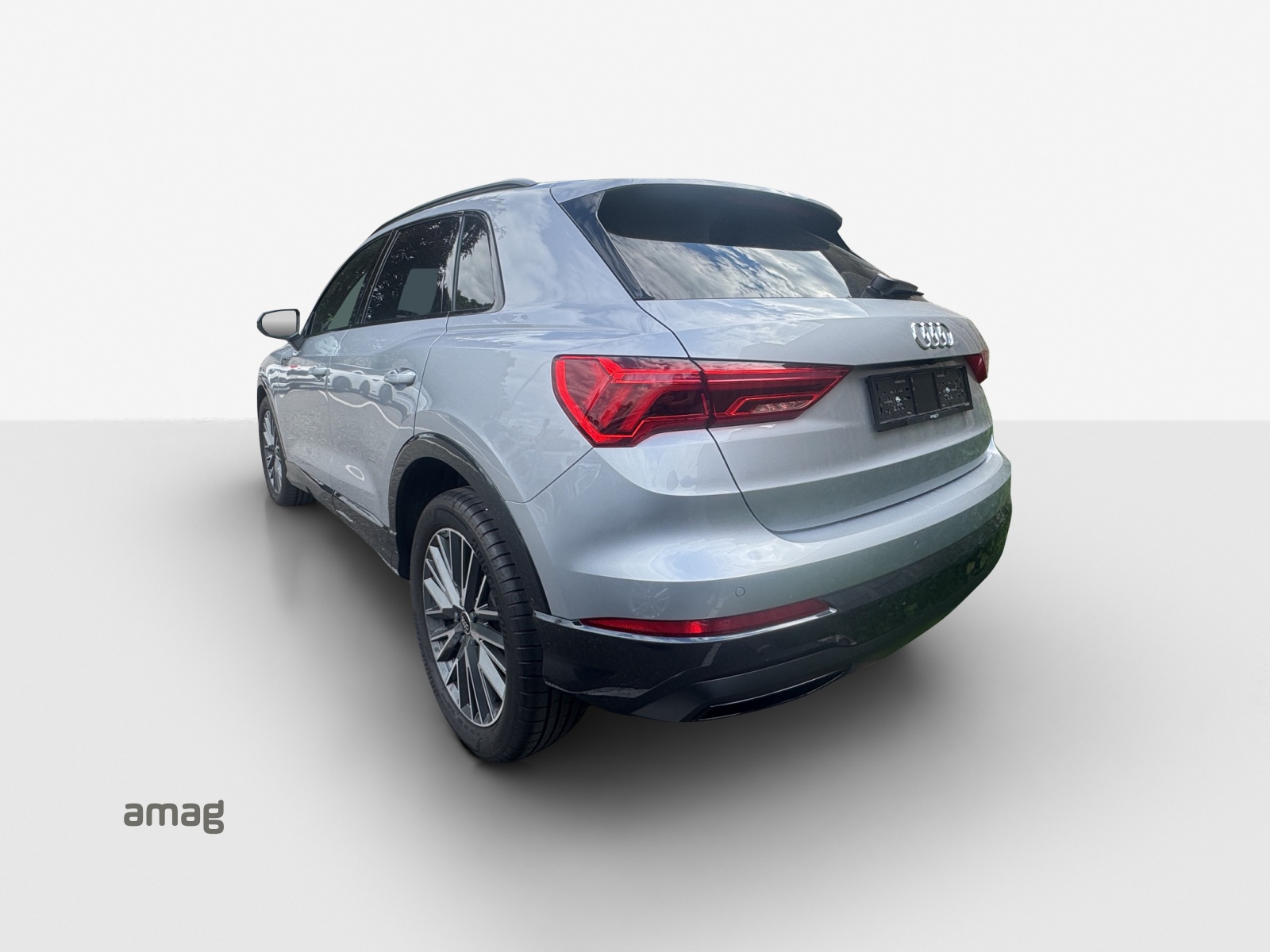 AUDI Q3 35 TFSI advanced Attraction S-tronic-image-2