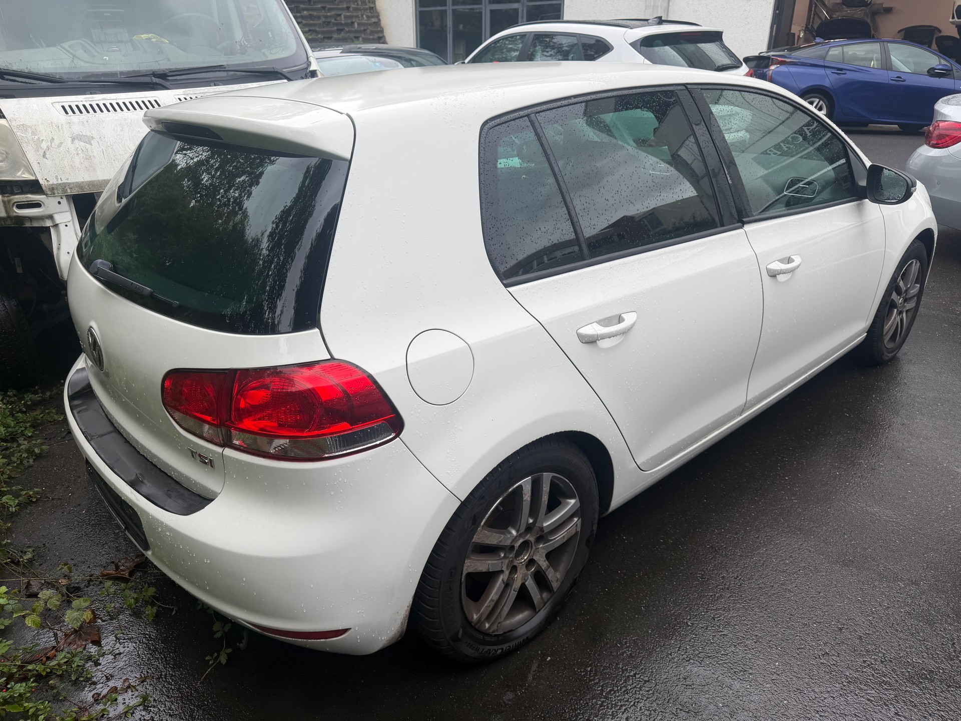 VW Golf 1.8 TSI Highline-image-3