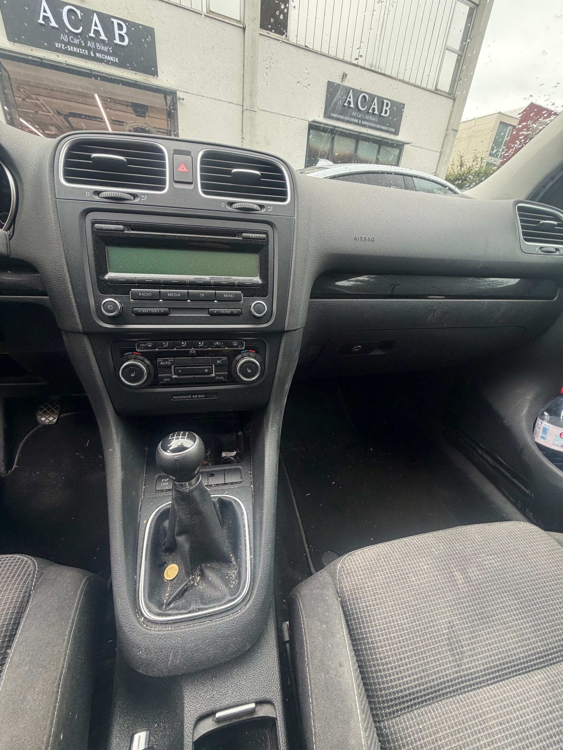 VW Golf 1.8 TSI Highline-image-7