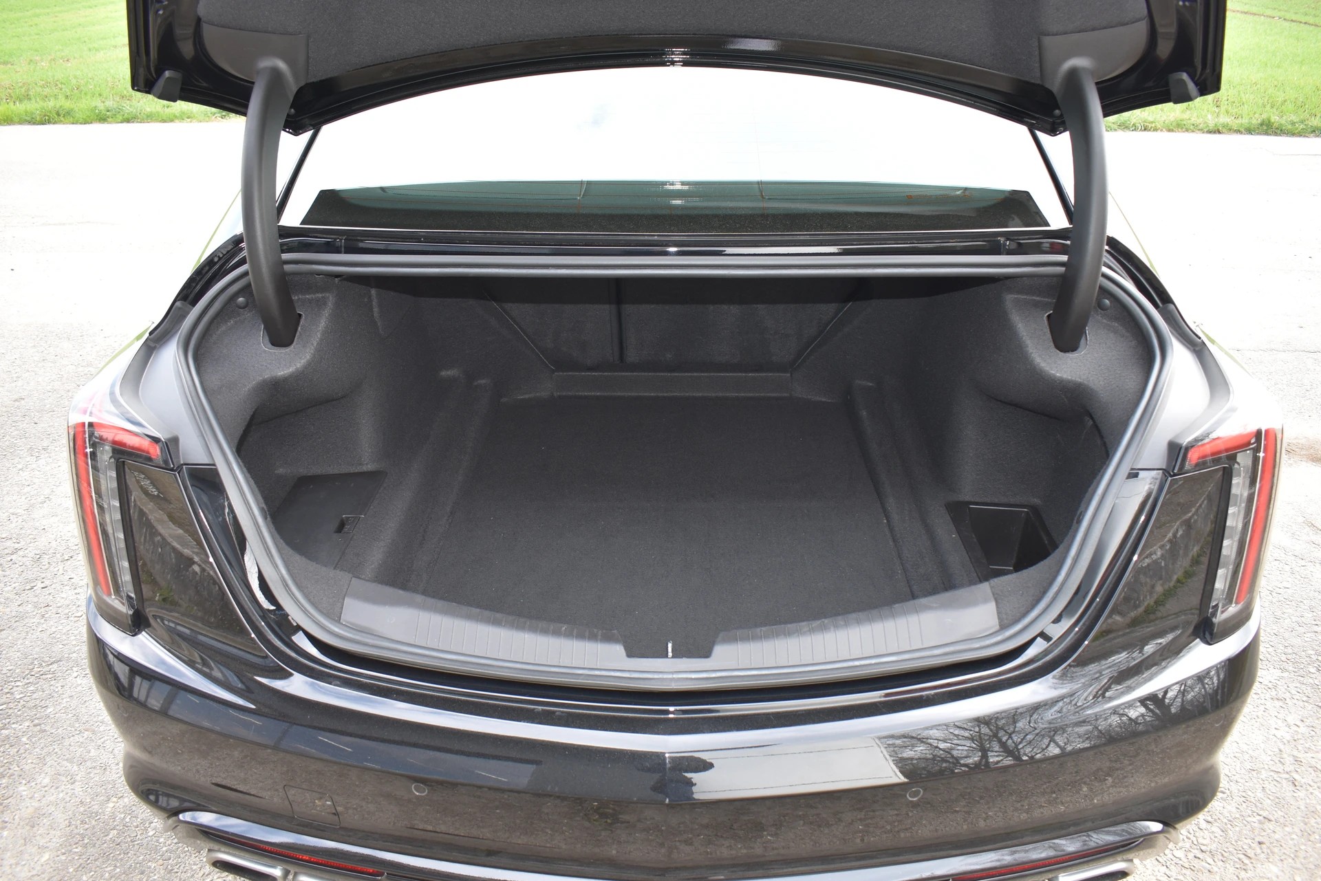 CADILLAC CT5 V 3.0-image-11