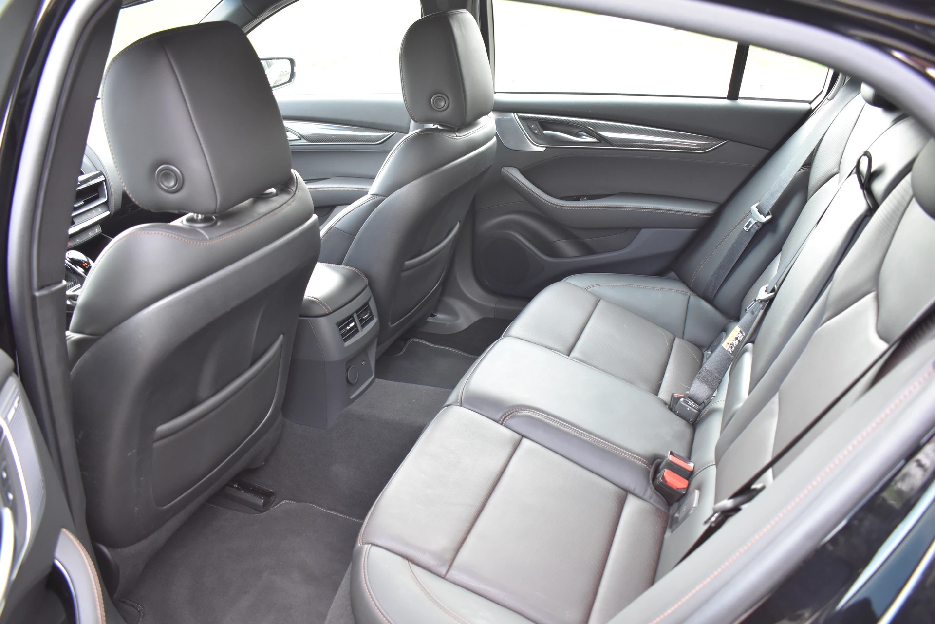 CADILLAC CT5 V 3.0-image-10