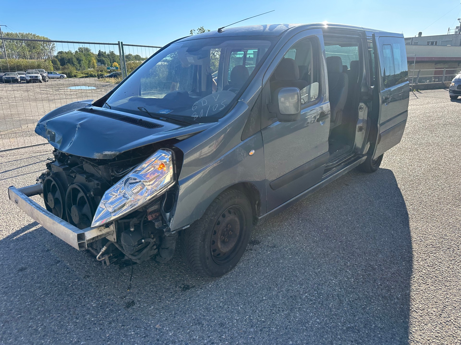 FIAT Scudo 2.0 MJ Panorama Executive-image-6