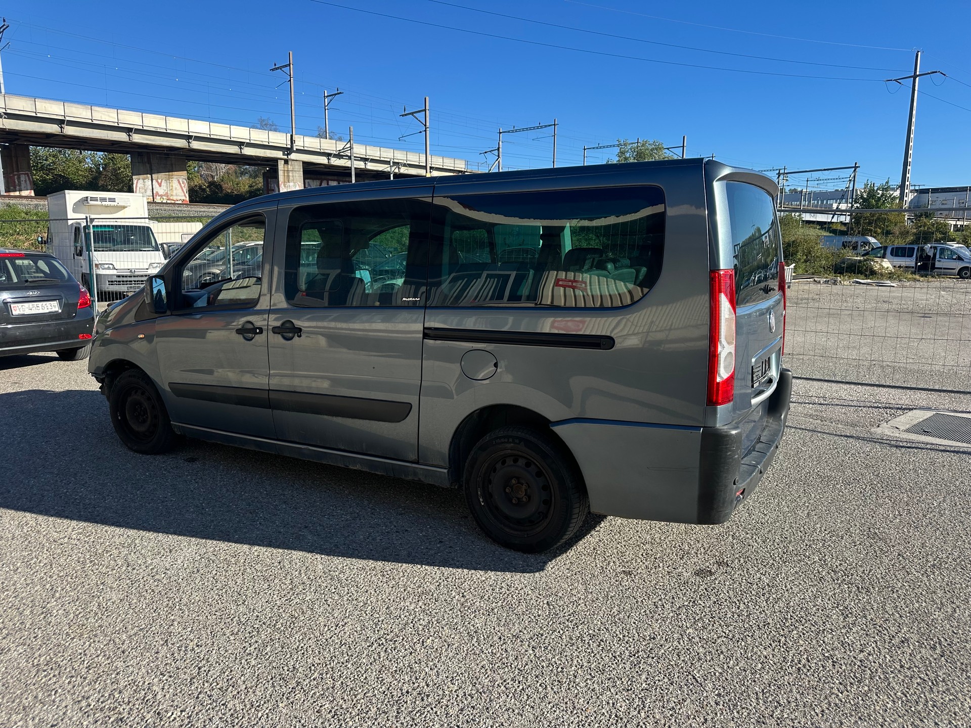 FIAT Scudo 2.0 MJ Panorama Executive-image-12