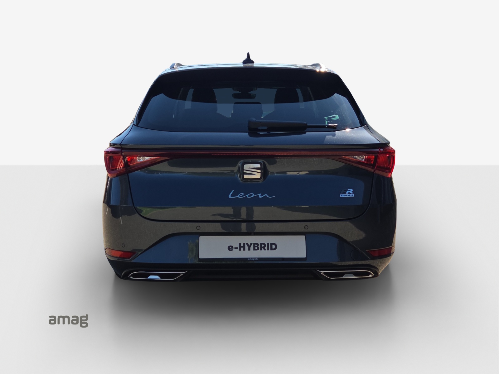 SEAT Leon ST 1.5 eHybrid pHEV DSG Move FR-image-3