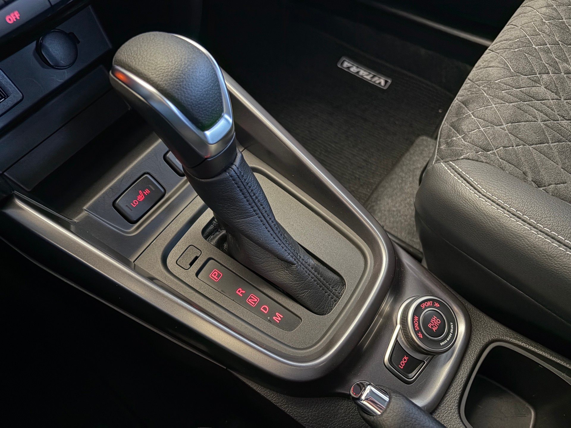 SUZUKI VITARA GLX 1.5 MHEV ASG-AUTOMATIK ALLGRIP ALLRAD-image-14
