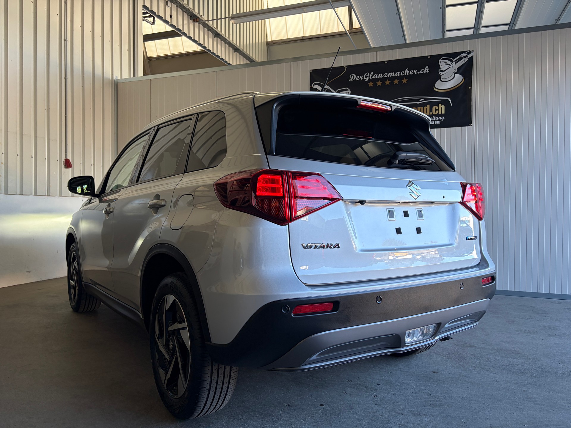 SUZUKI VITARA GLX 1.5 MHEV ASG-AUTOMATIK ALLGRIP ALLRAD-image-22
