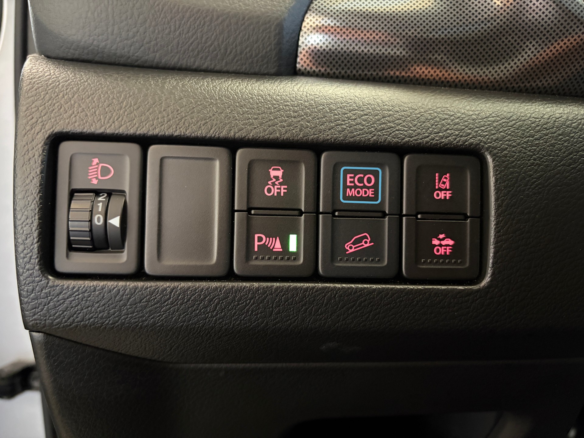 SUZUKI VITARA GLX 1.5 MHEV ASG-AUTOMATIK ALLGRIP ALLRAD-image-17